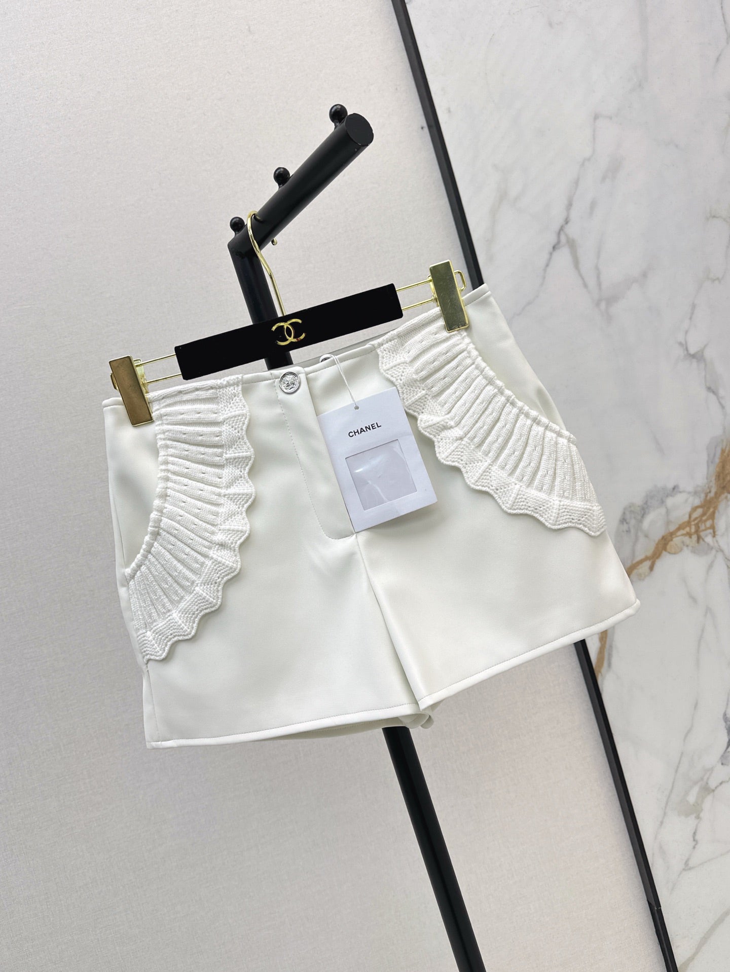 C 25 Spring/Summer Latest Vintage Lace Shorts