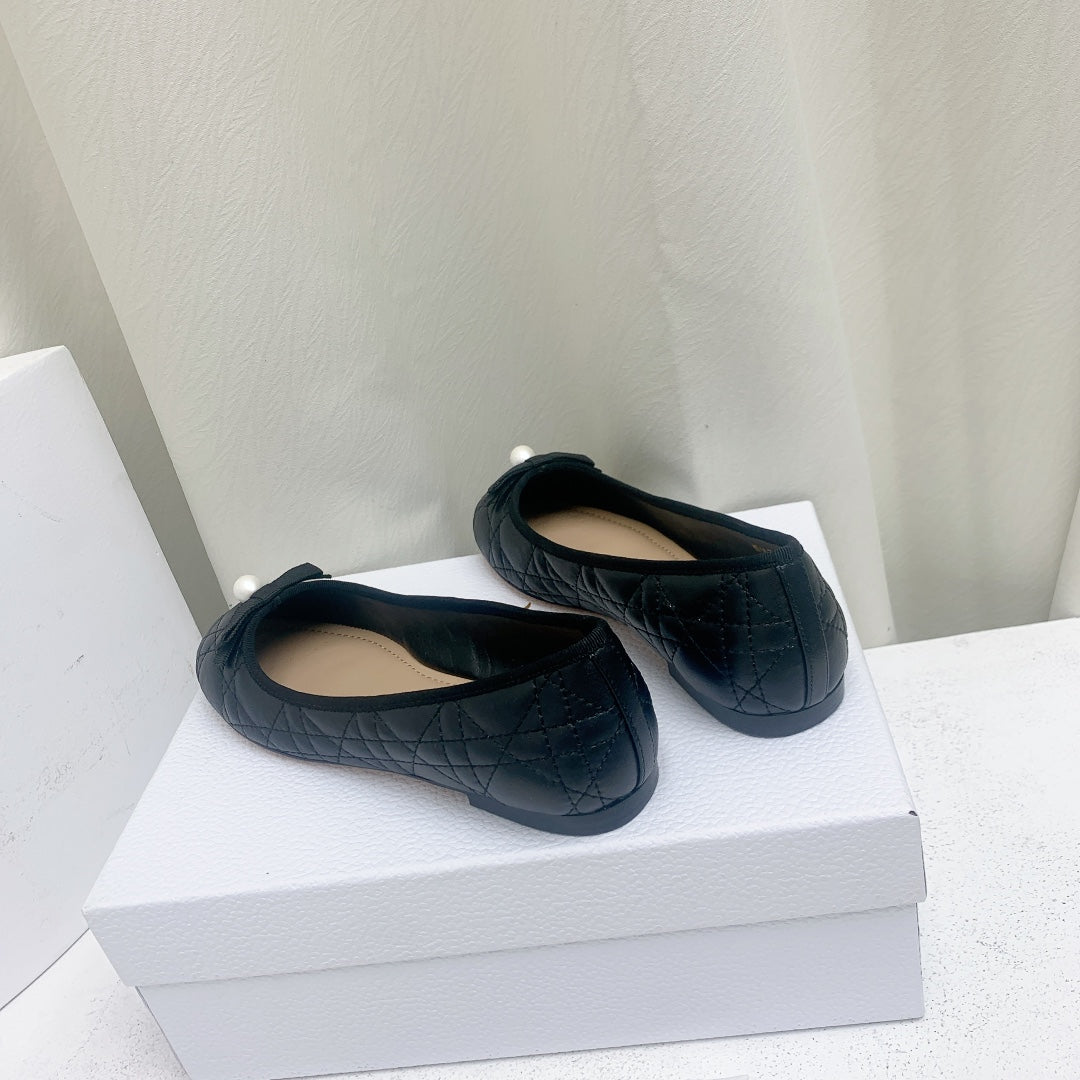 BALLET FLAT BLACK MOP FRONT