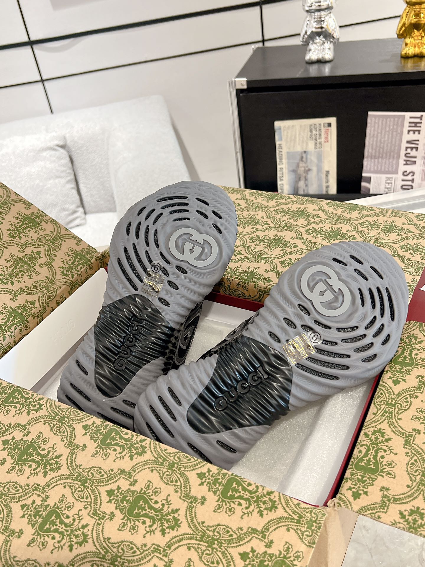 G Low Top casual shoes