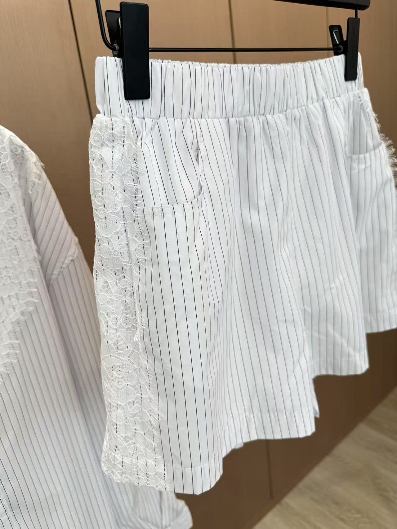 25ss Embroidered striped shirt shorts set!