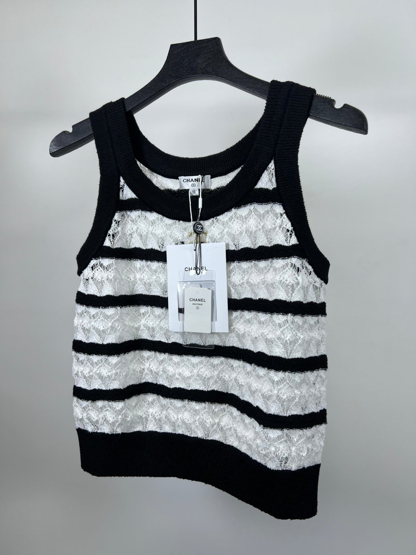 25SS Tank tops