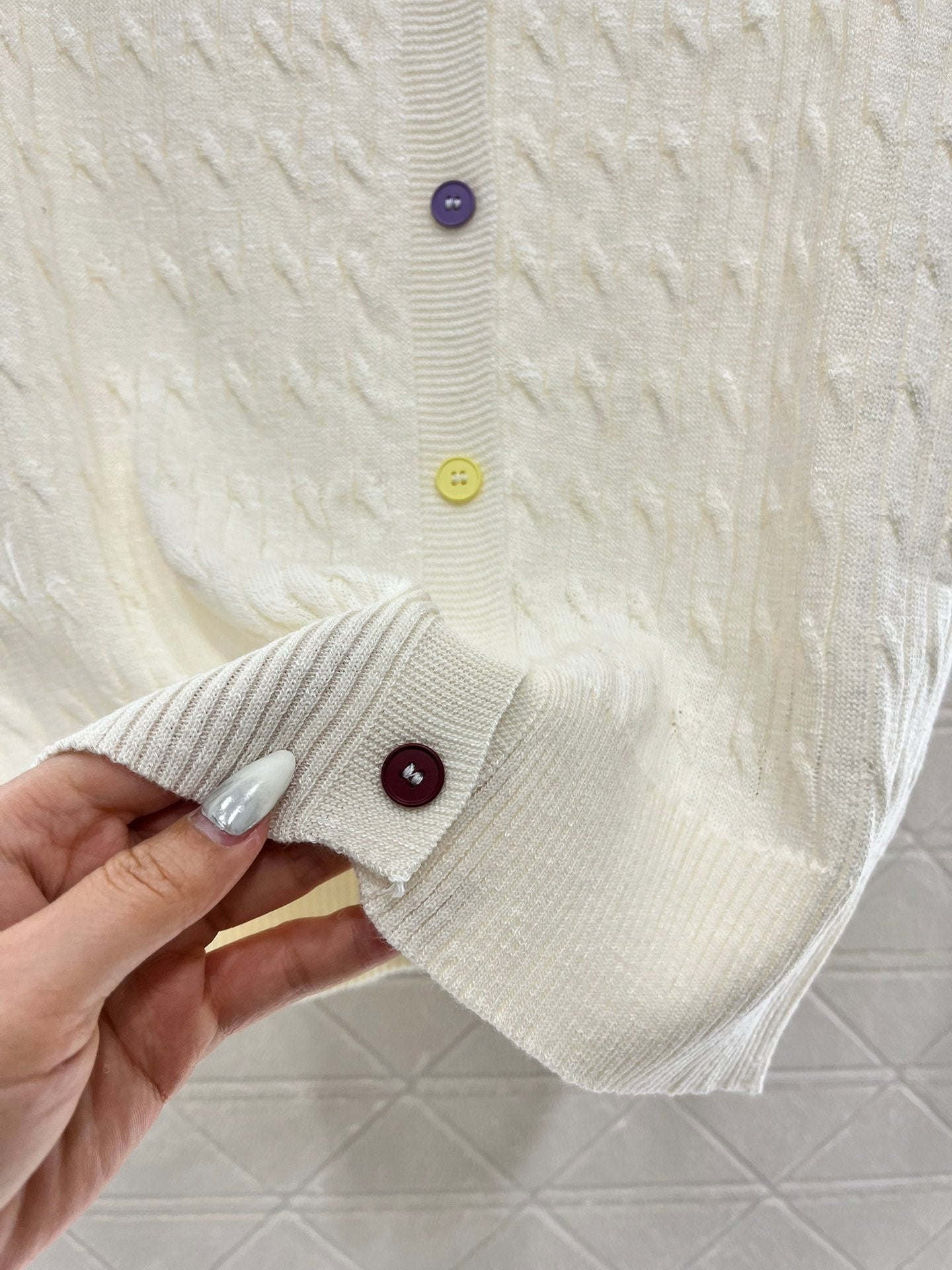 25SS Knitted short sleeved cardigan