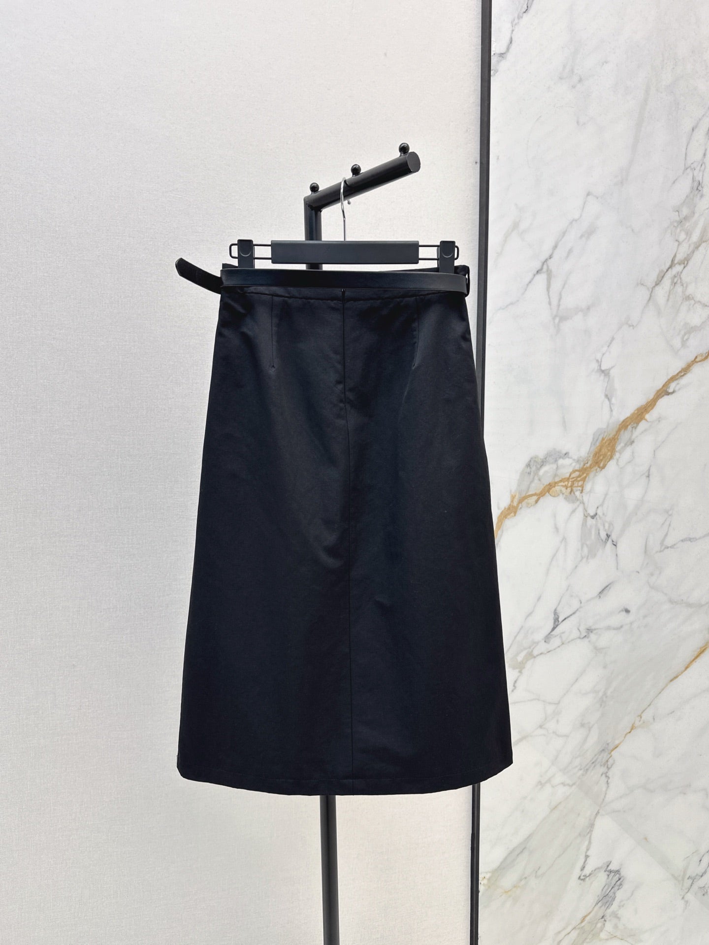 25SS Versatile black long skirt