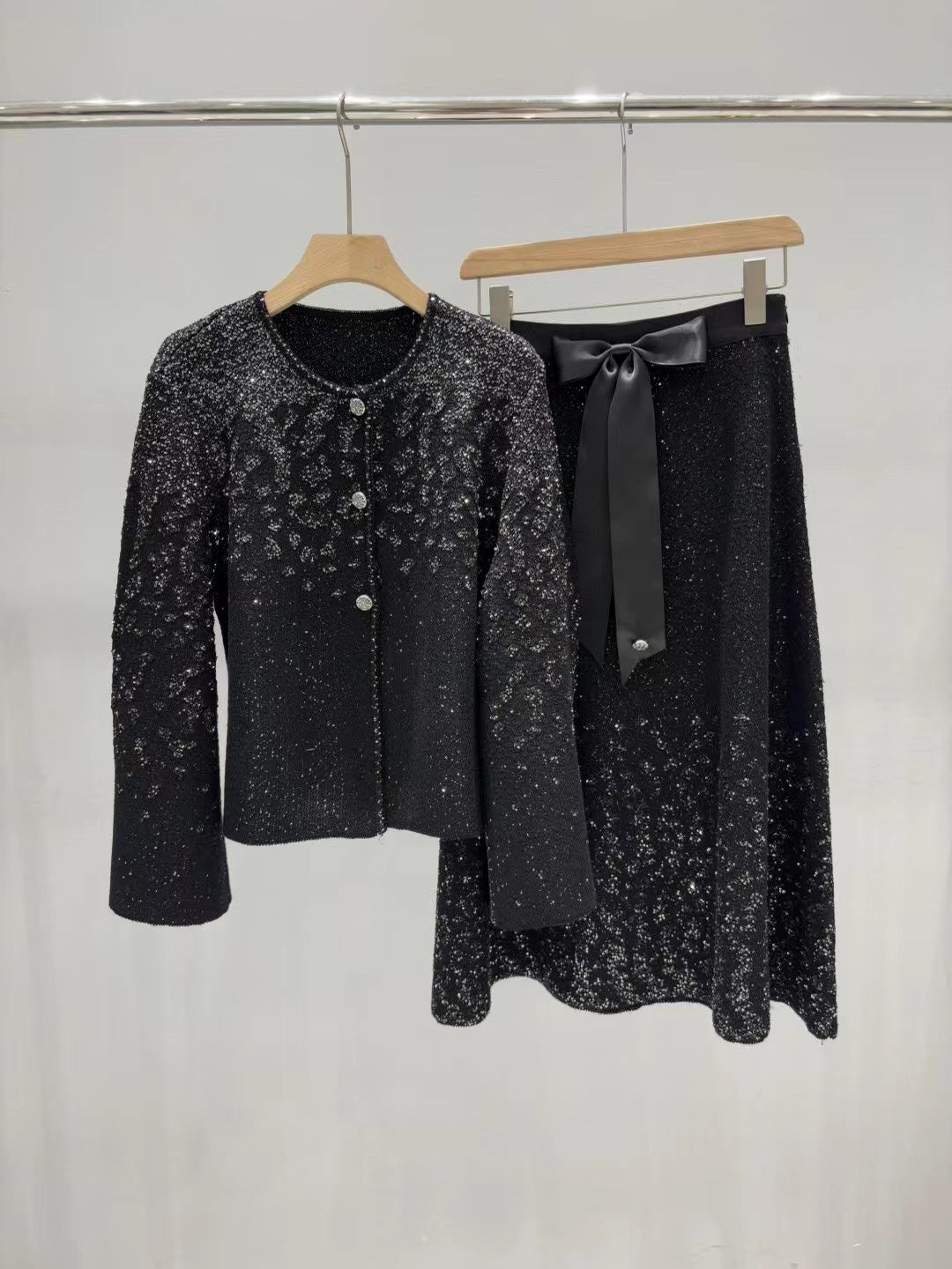 25ss Sparkling special yarn knitted cardigan
