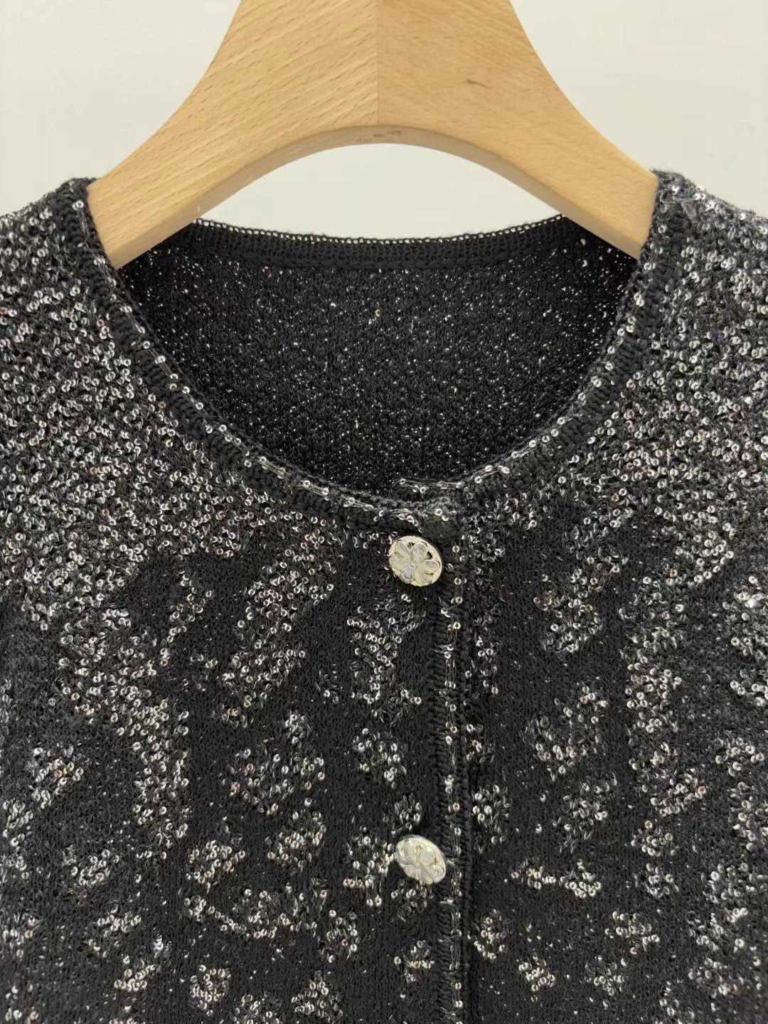 25ss Sparkling special yarn knitted cardigan