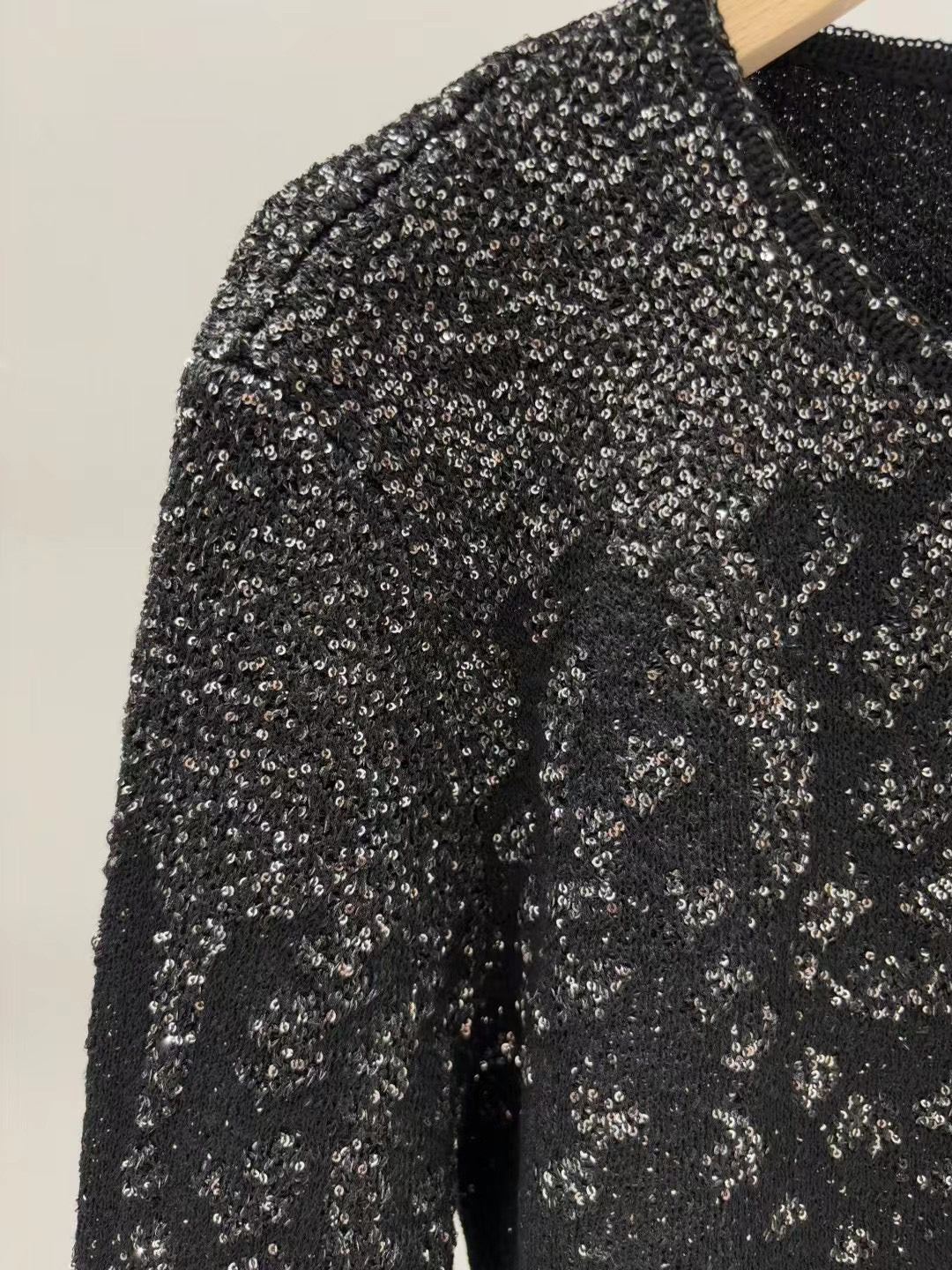 25ss Sparkling special yarn knitted cardigan