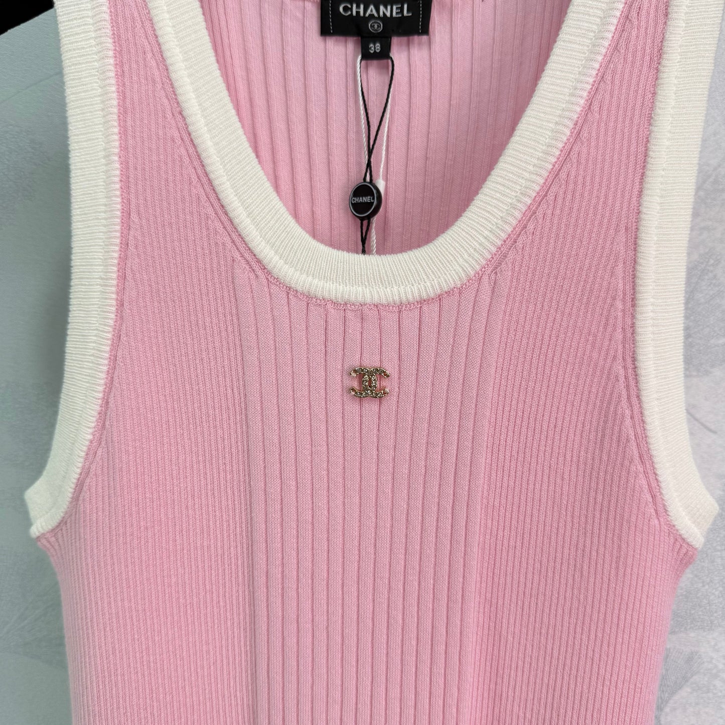 25 Slim knit vest skirt