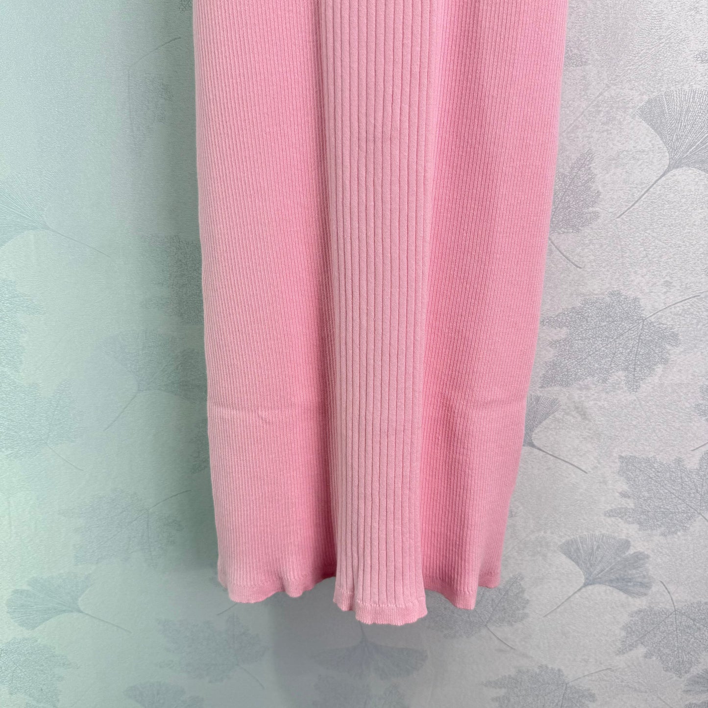 25 Slim knit vest skirt