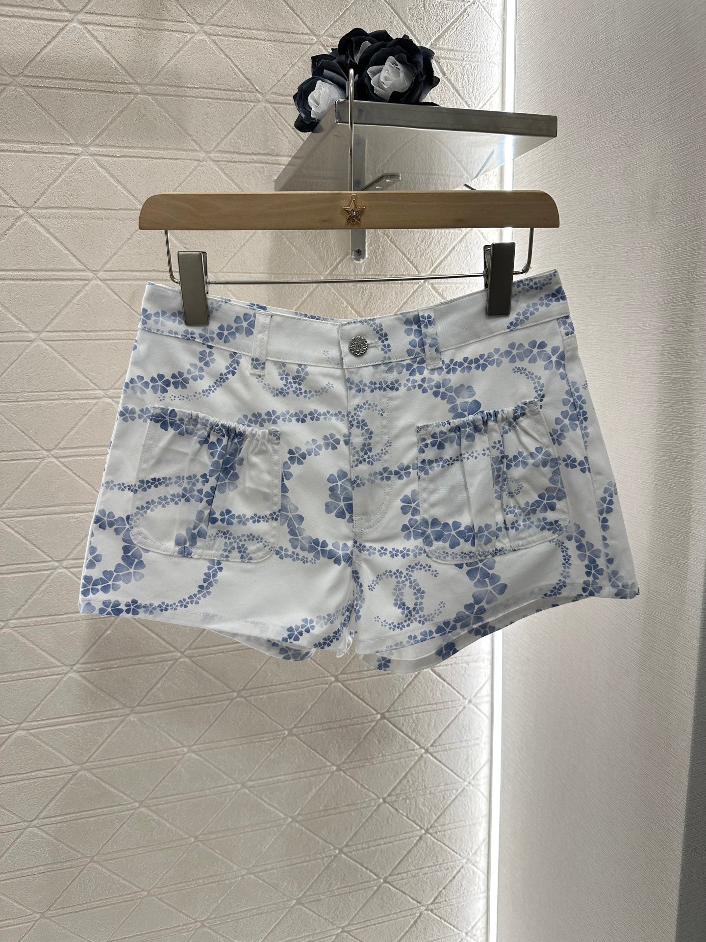 25 Printed Denim Jacket Shorts Set