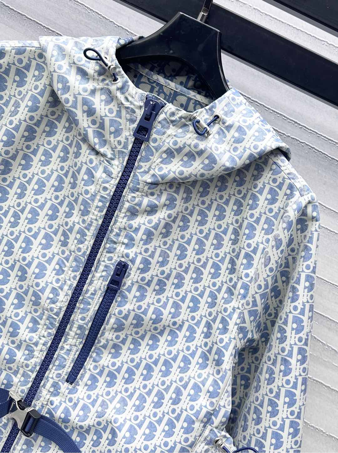 25 Jacquard Hooded Sweatshirt