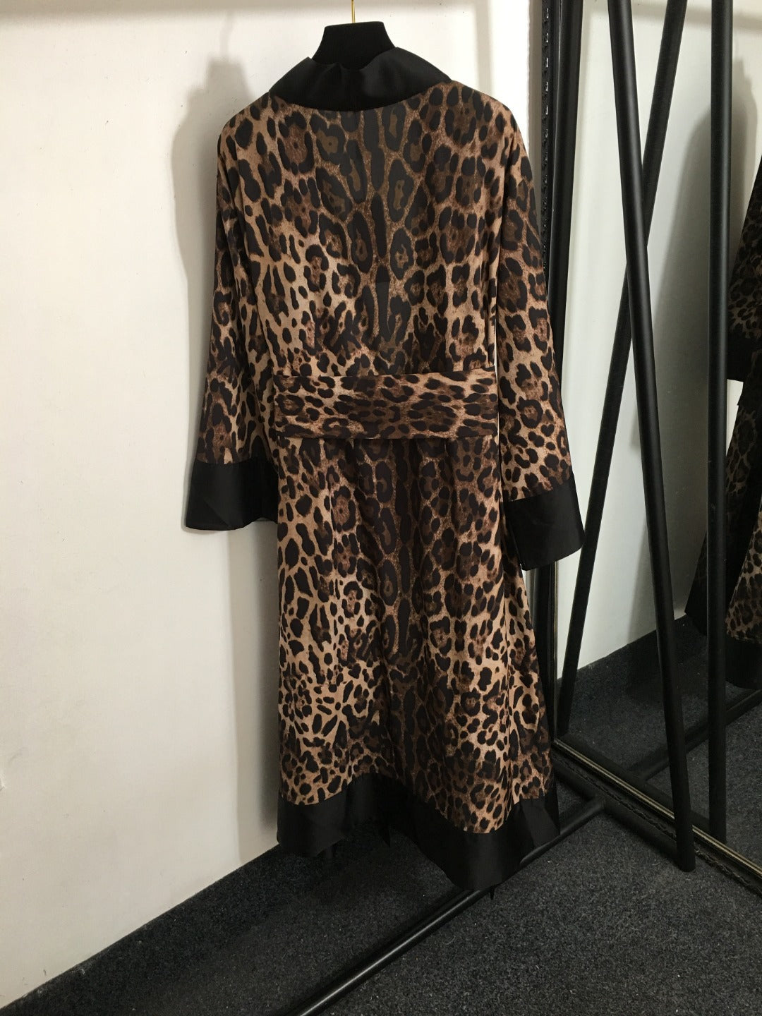 25 new Leopard Print Black Wrap Tie Waist Long Cardigan Robe Silk Jacket