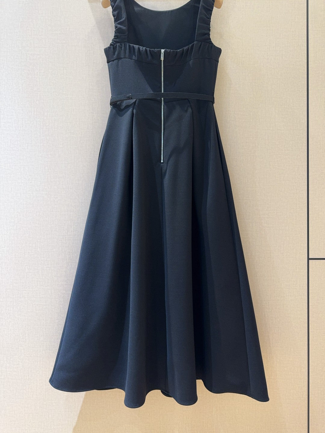 25 French Minimalist Ruffled Trim Sleeveless Dress