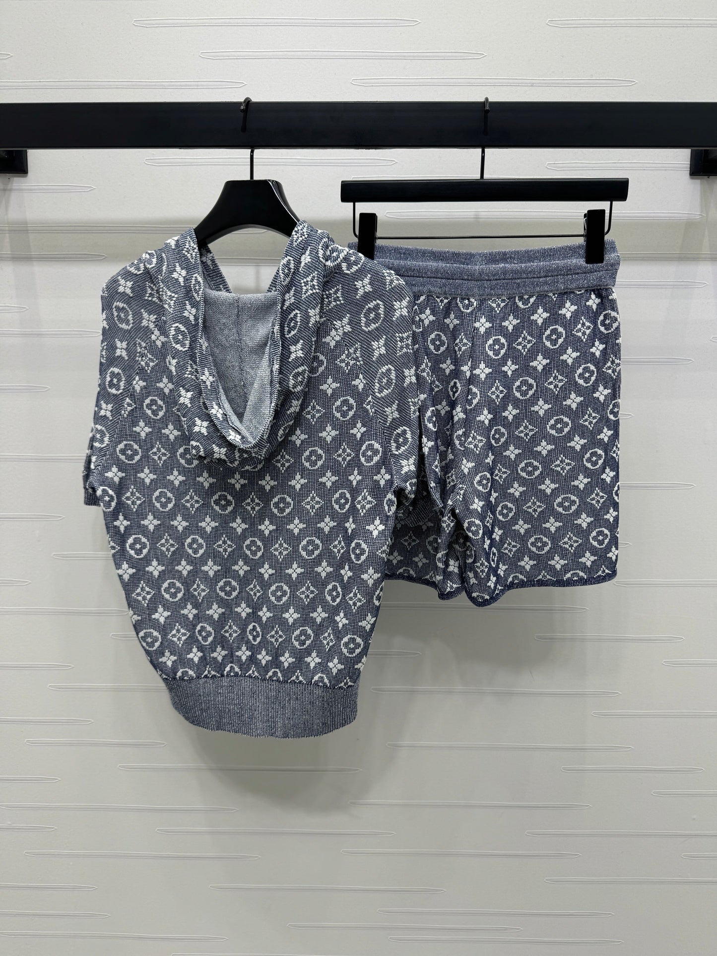 25 Zipper Jacquard Knit Short Sleeve Shorts Set
