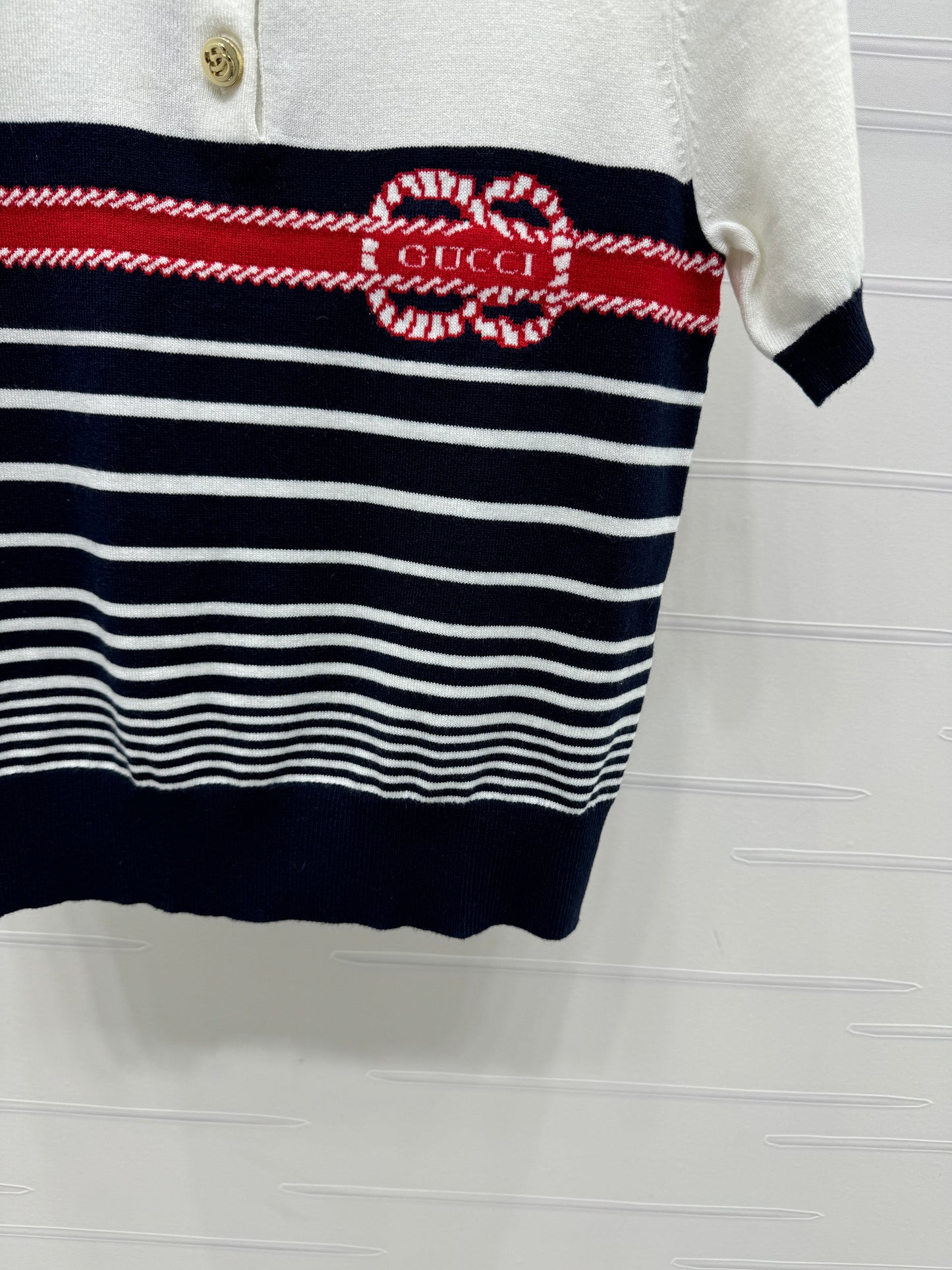 25 Striped lapel knit short sleeve