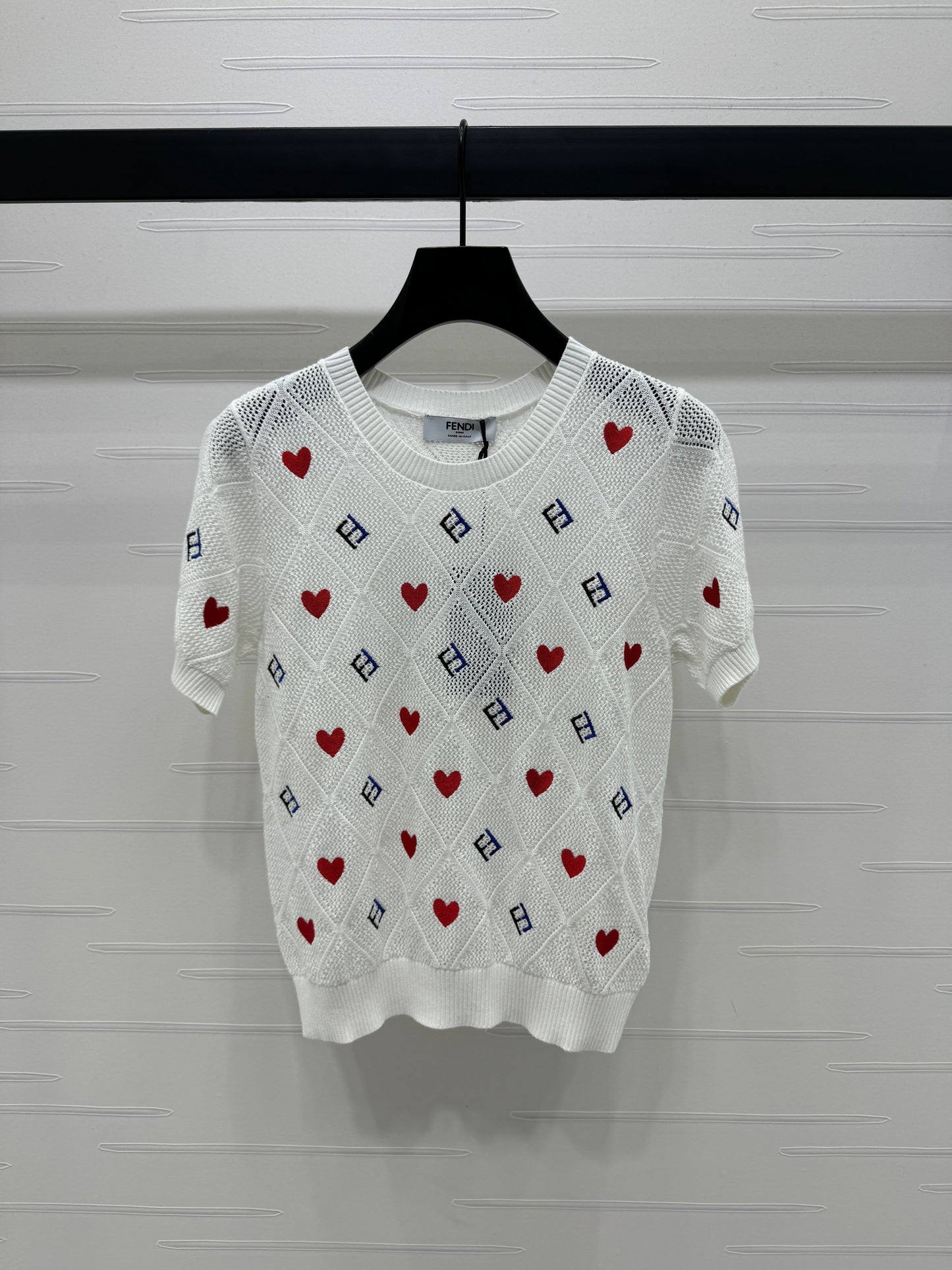 25 Cutout monogrammed knit short sleeves!