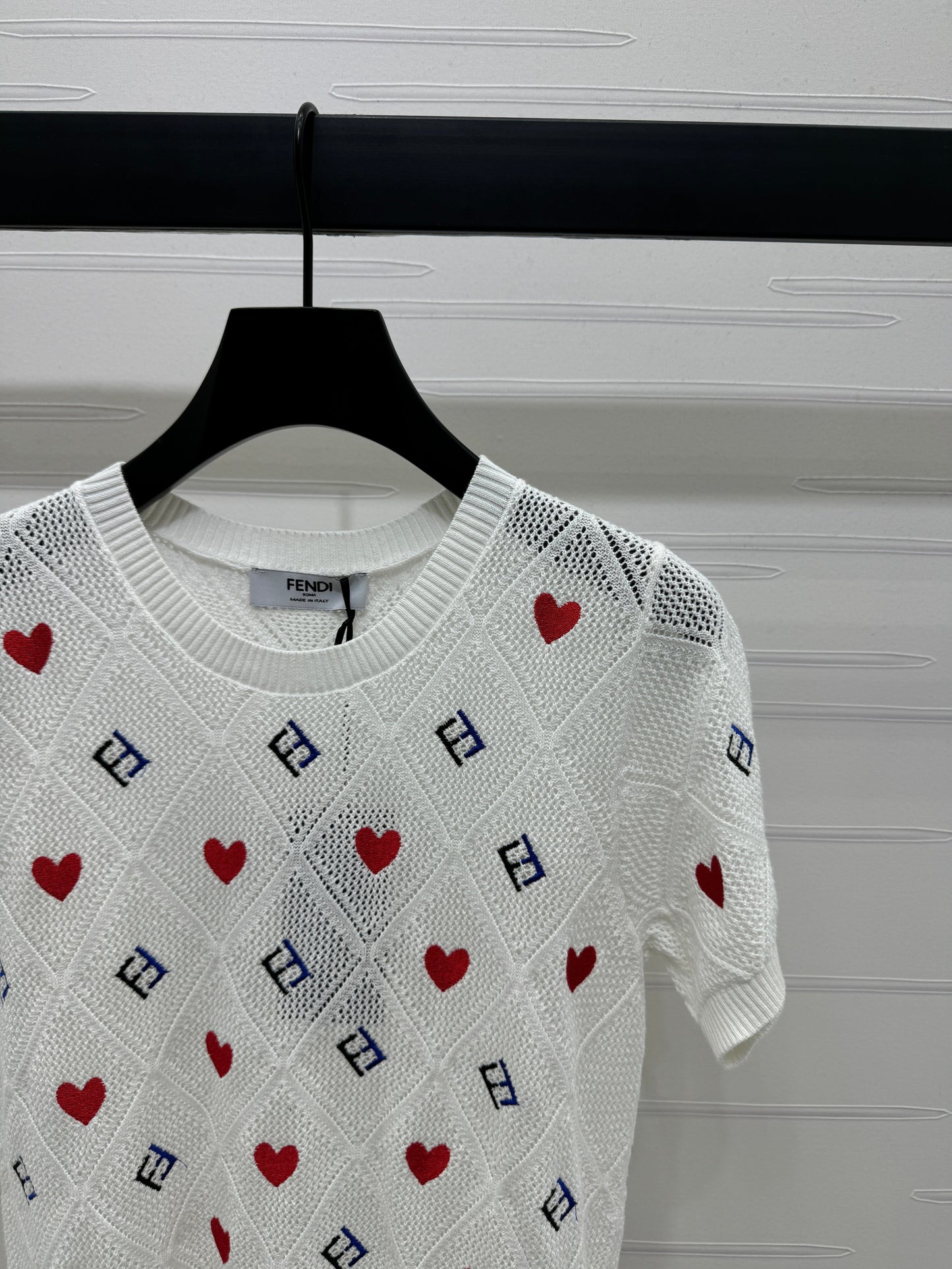 25 Cutout monogrammed knit short sleeves!