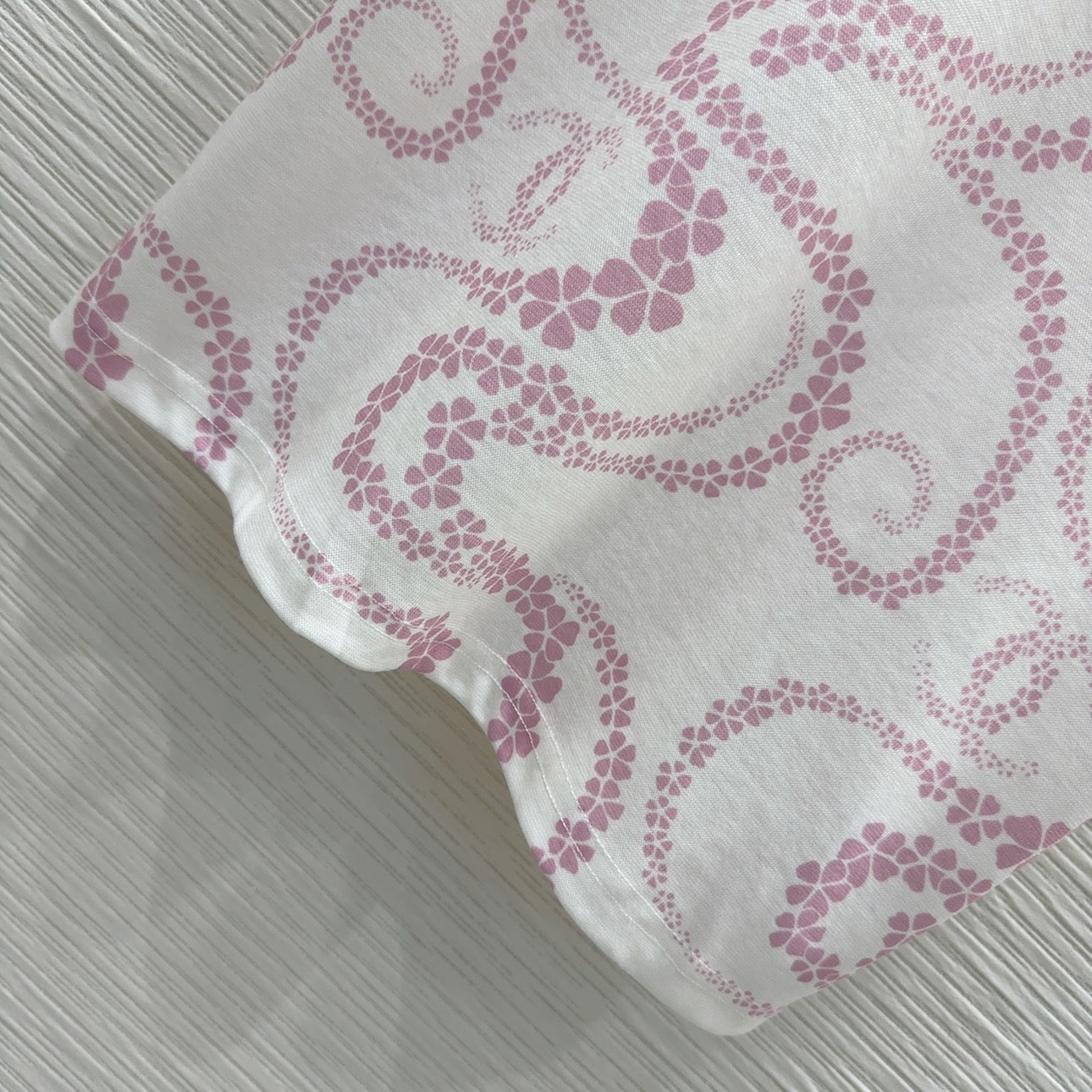 25 Flower Curve Pattern Short Sleeve