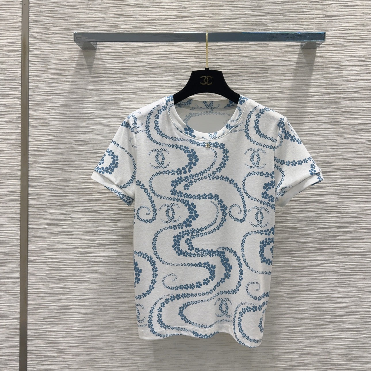 25 Flower Curve Pattern Short Sleeve