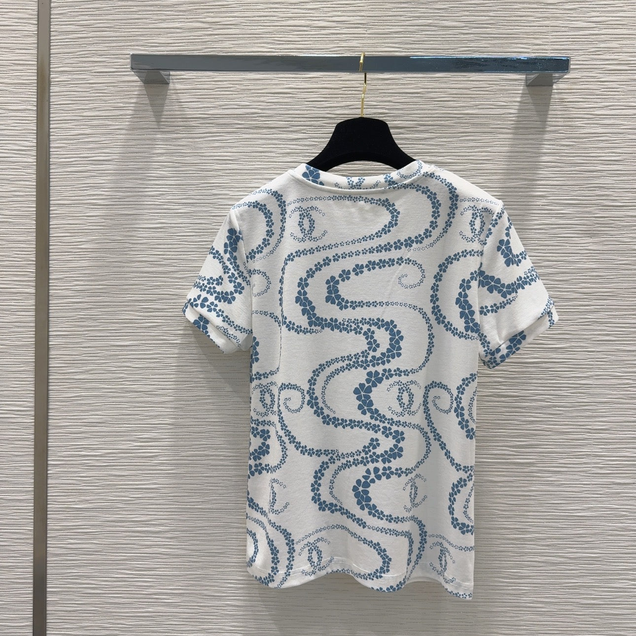 25 Flower Curve Pattern Short Sleeve