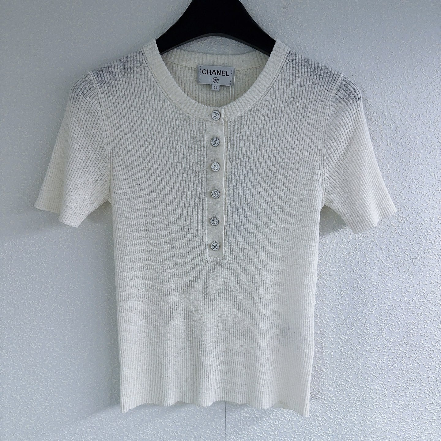 25 Crew neck logo button down short sleeve knit half cardigan