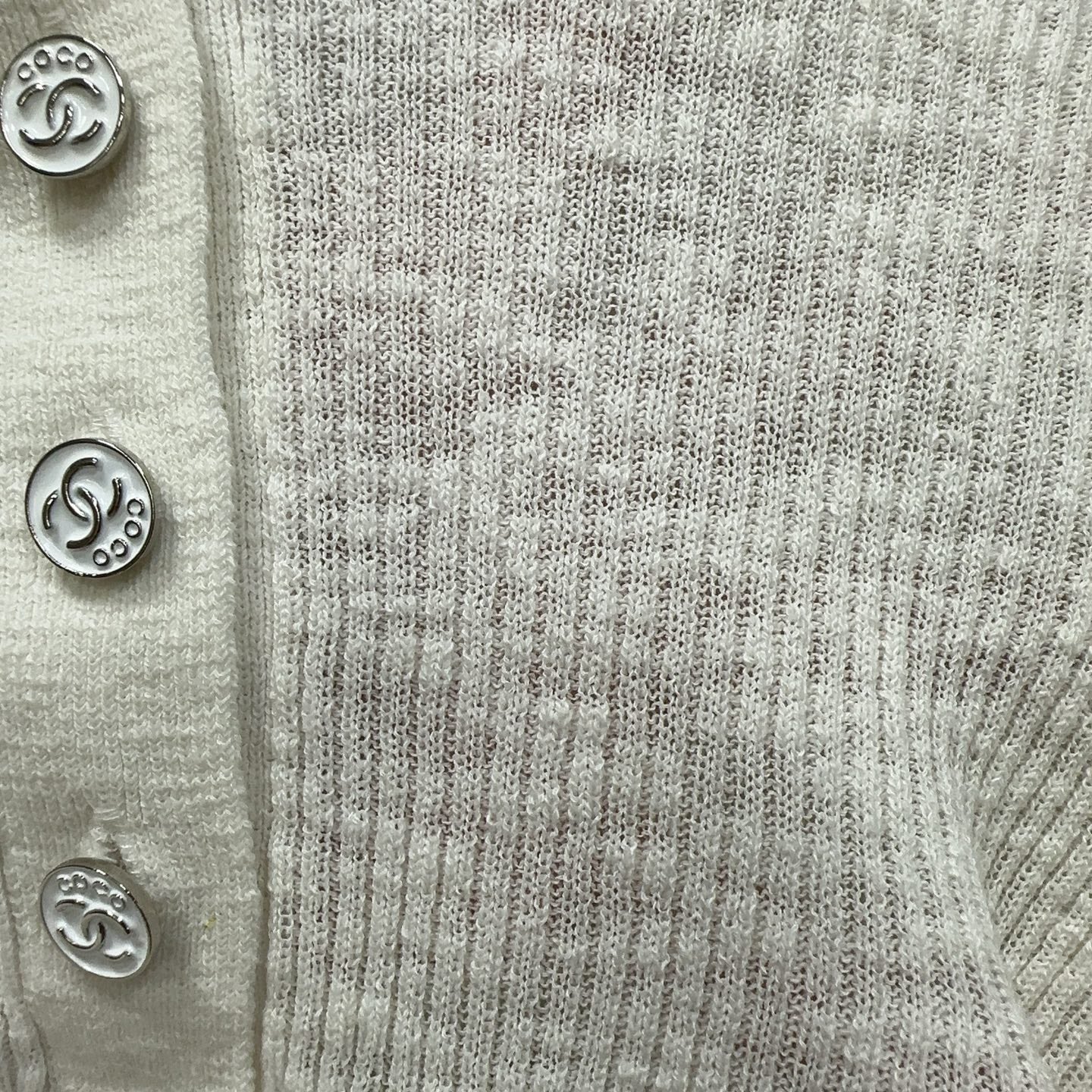 25 Crew neck logo button down short sleeve knit half cardigan