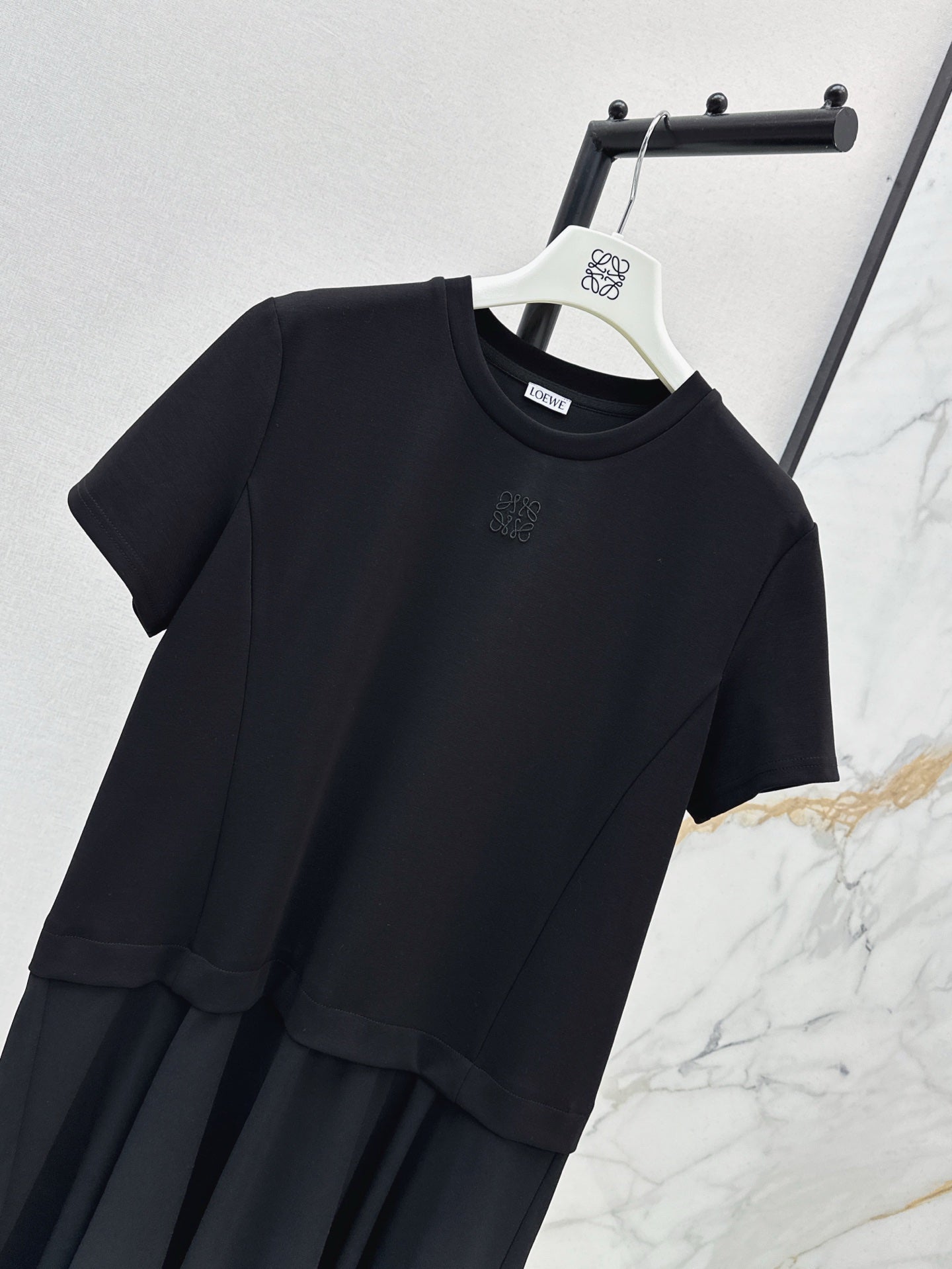25 Latest letter embroidery decoration short sleeve irregular dress
