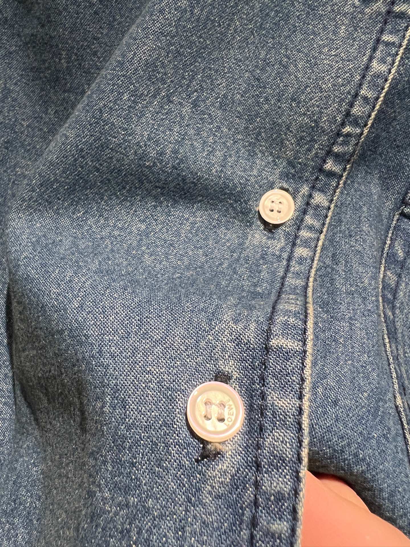 LO 25 Heavy duty embroidered wool logo short sleeve denim jacket