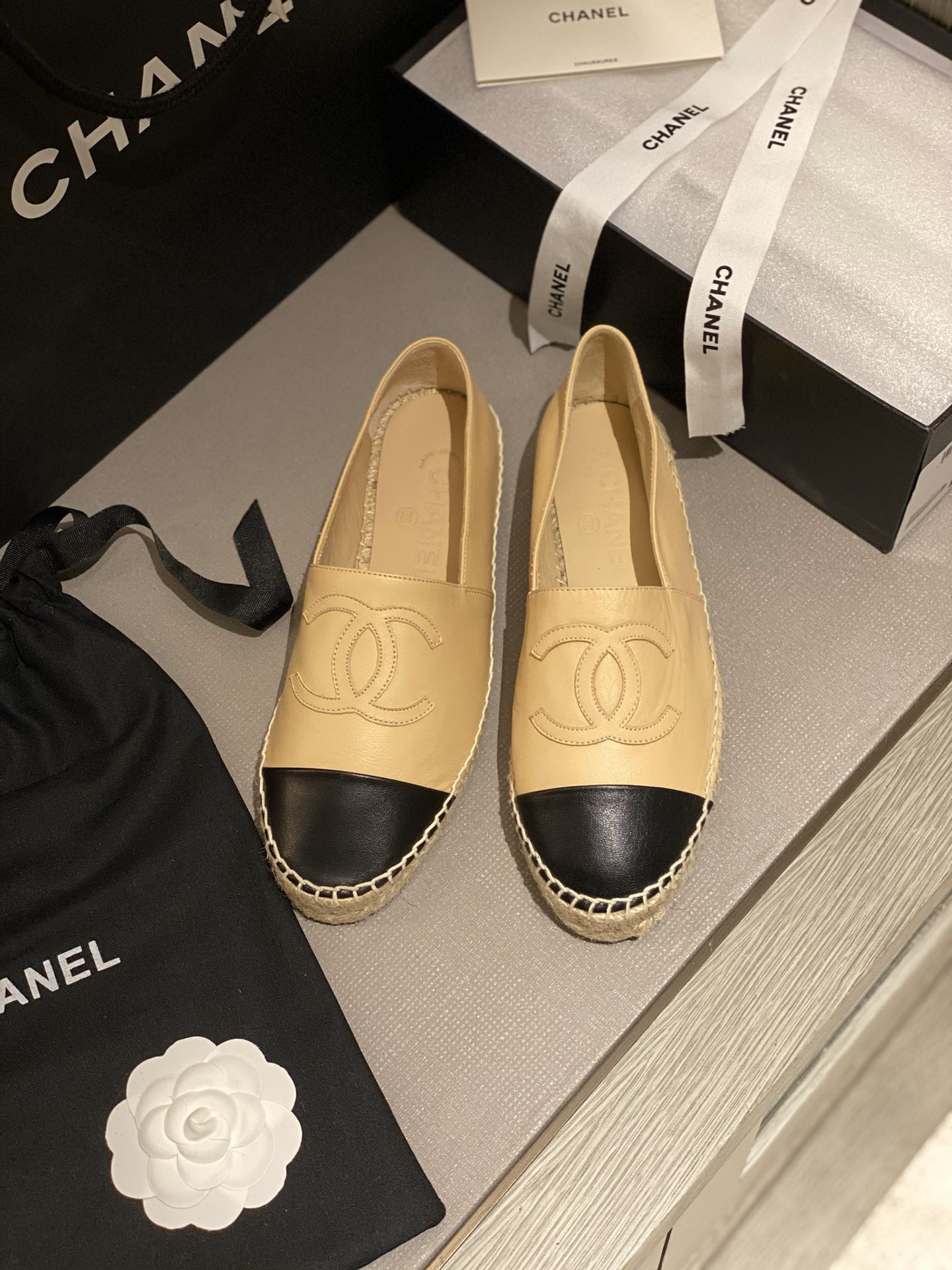 espadrilles beige black calfskin