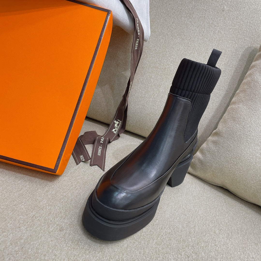 Chelsea Boot Black Cowhide 347998