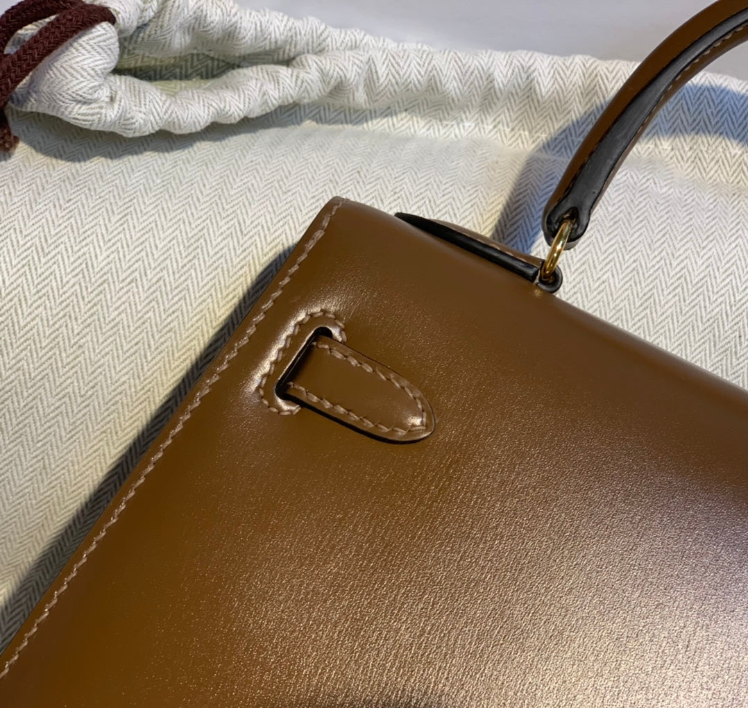 BAG IN CHOCOLATE BROWN SMOOTH CALFSKIN WITH GOLD HARDWARE (MADE - TO - ODER)