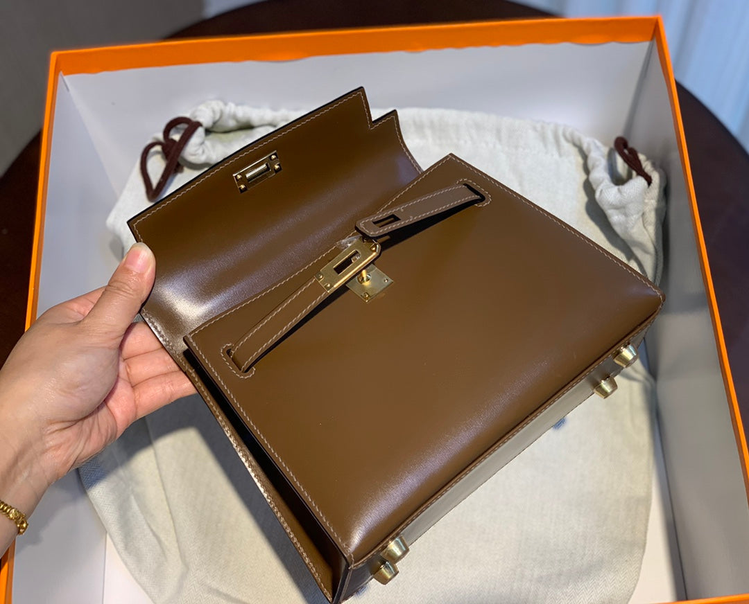 BAG IN CHOCOLATE BROWN SMOOTH CALFSKIN WITH GOLD HARDWARE (MADE - TO - ODER)