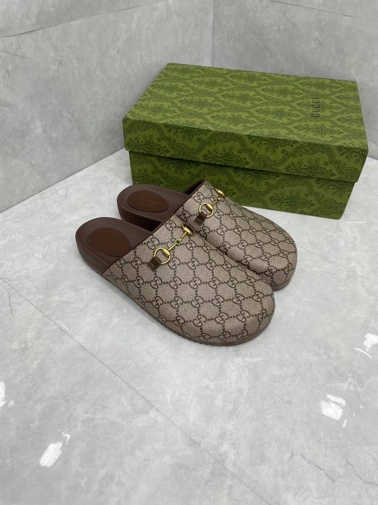 Horsebit Slippers Brown Cow Suede Embossed 280132