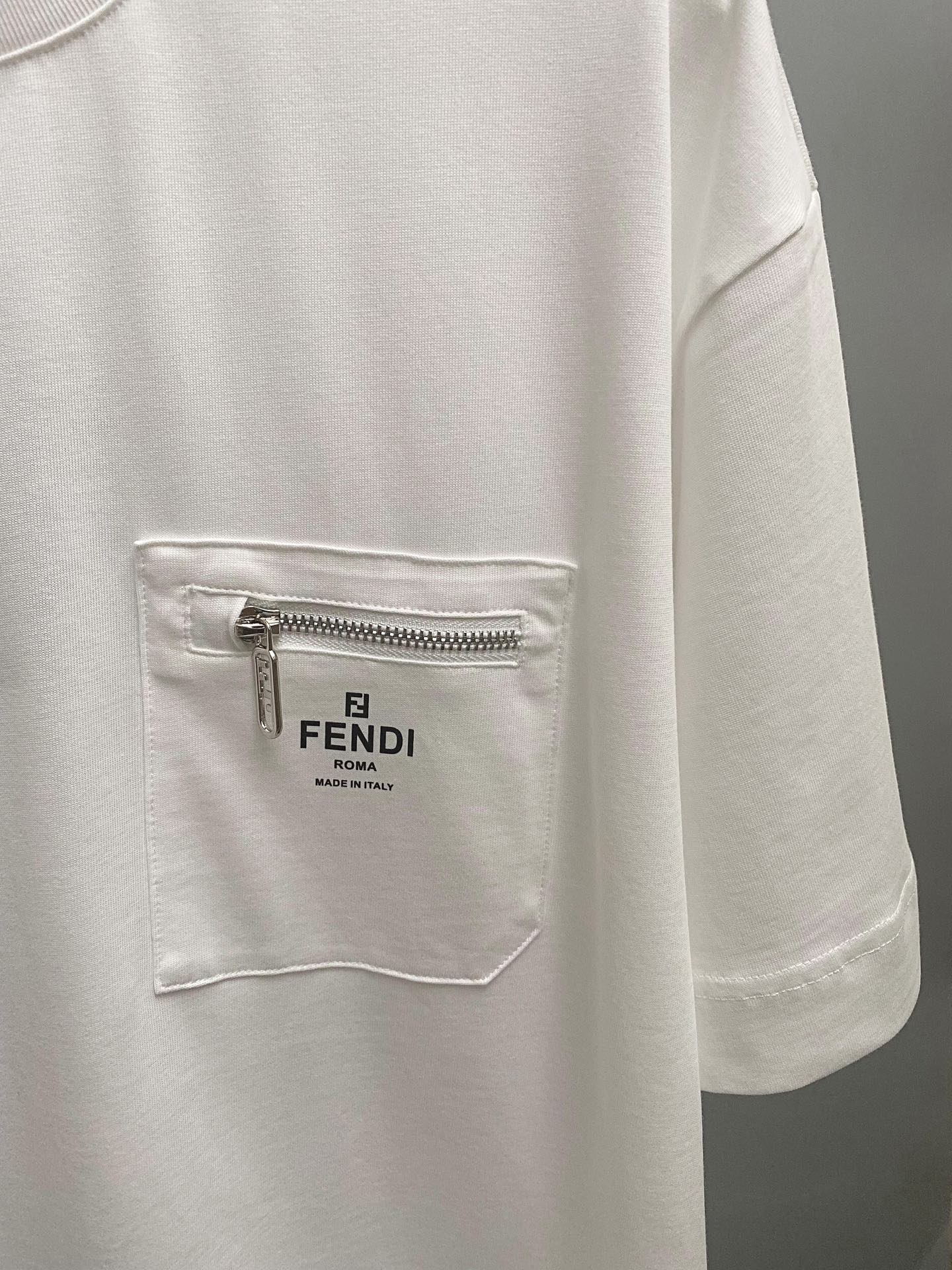 25ss Chest pocket T-shirt