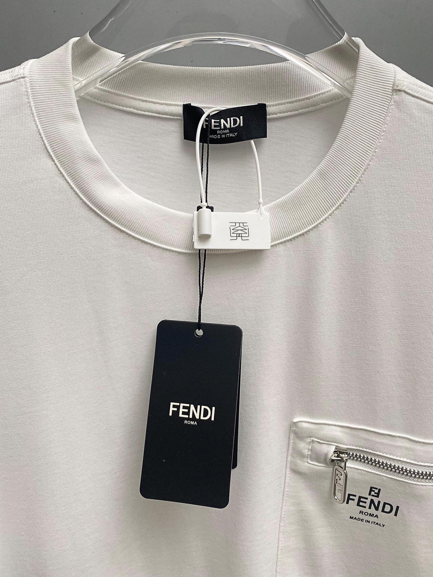 25ss Chest pocket T-shirt