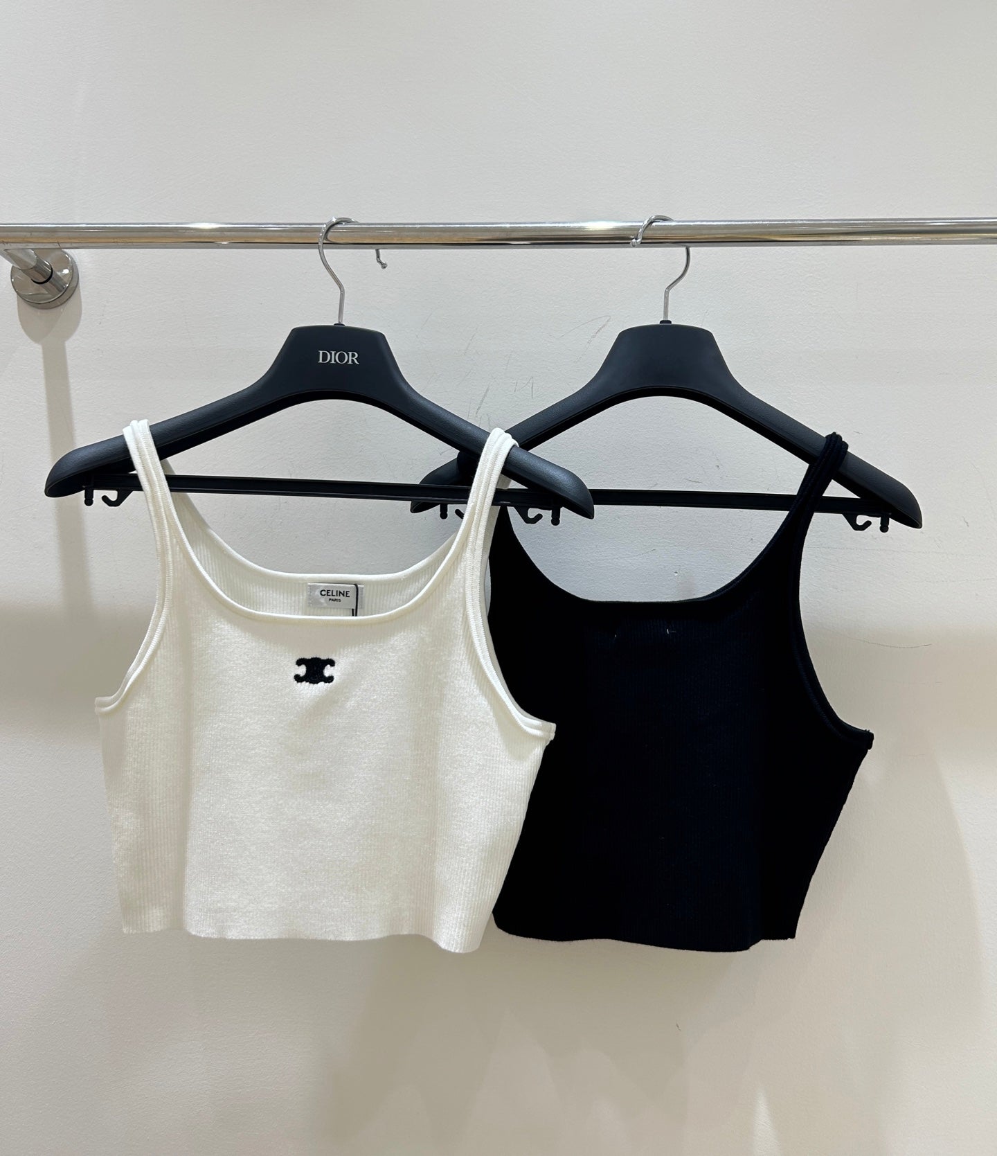25 Embroidered Cropped Vest