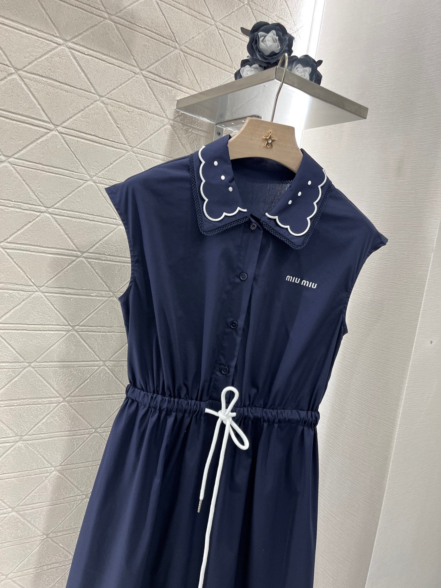 lace collar vest dress