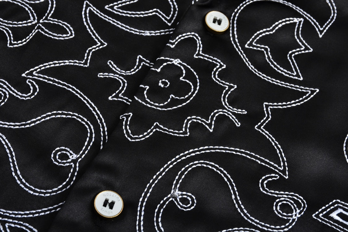 Arabesque boot thread embroidered short-sleeved shirt