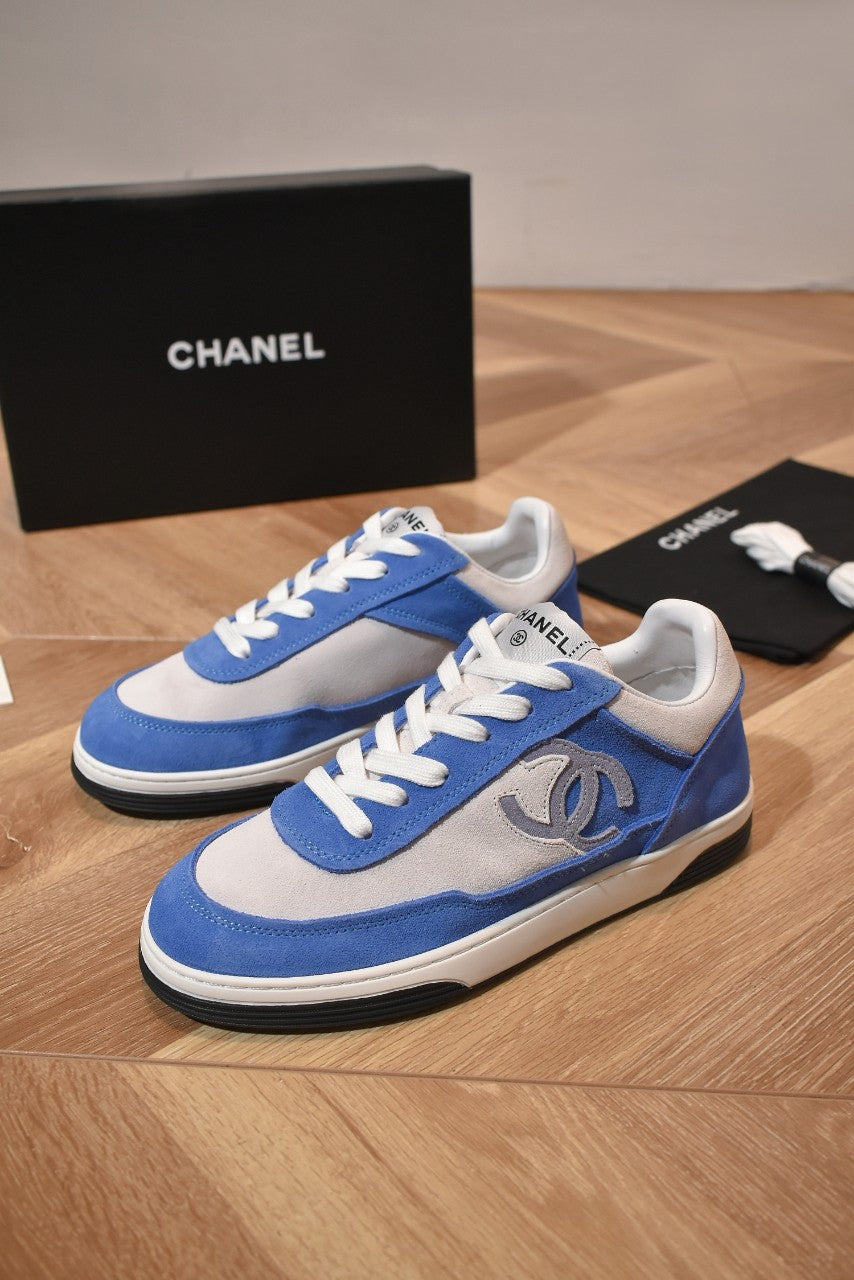 C Couple's casual shoes