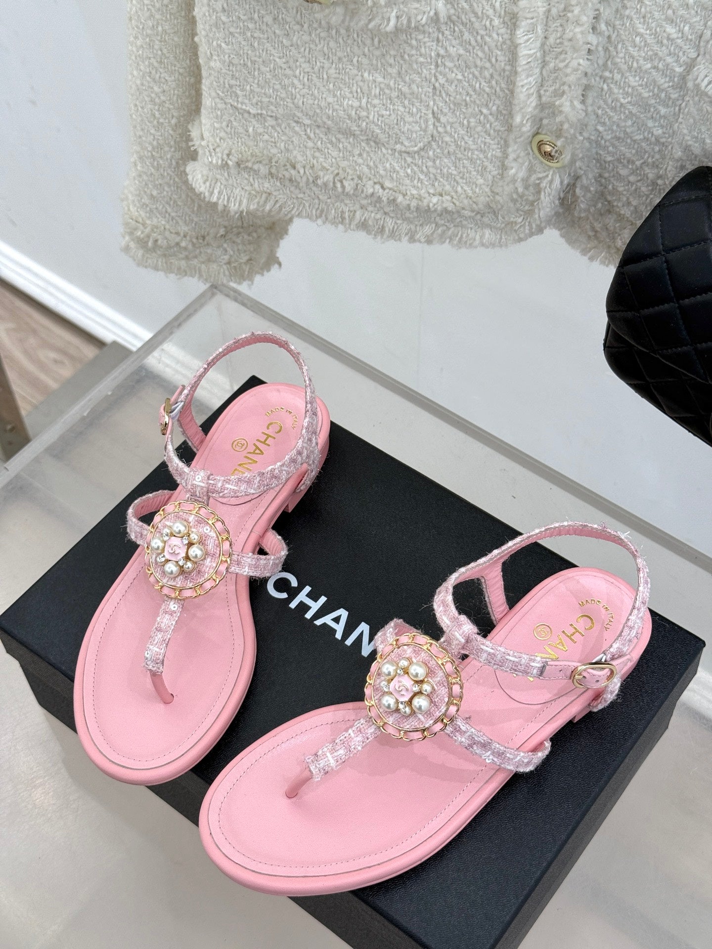 C 25 Pearl clip-on Pink, Brown, Black sandals