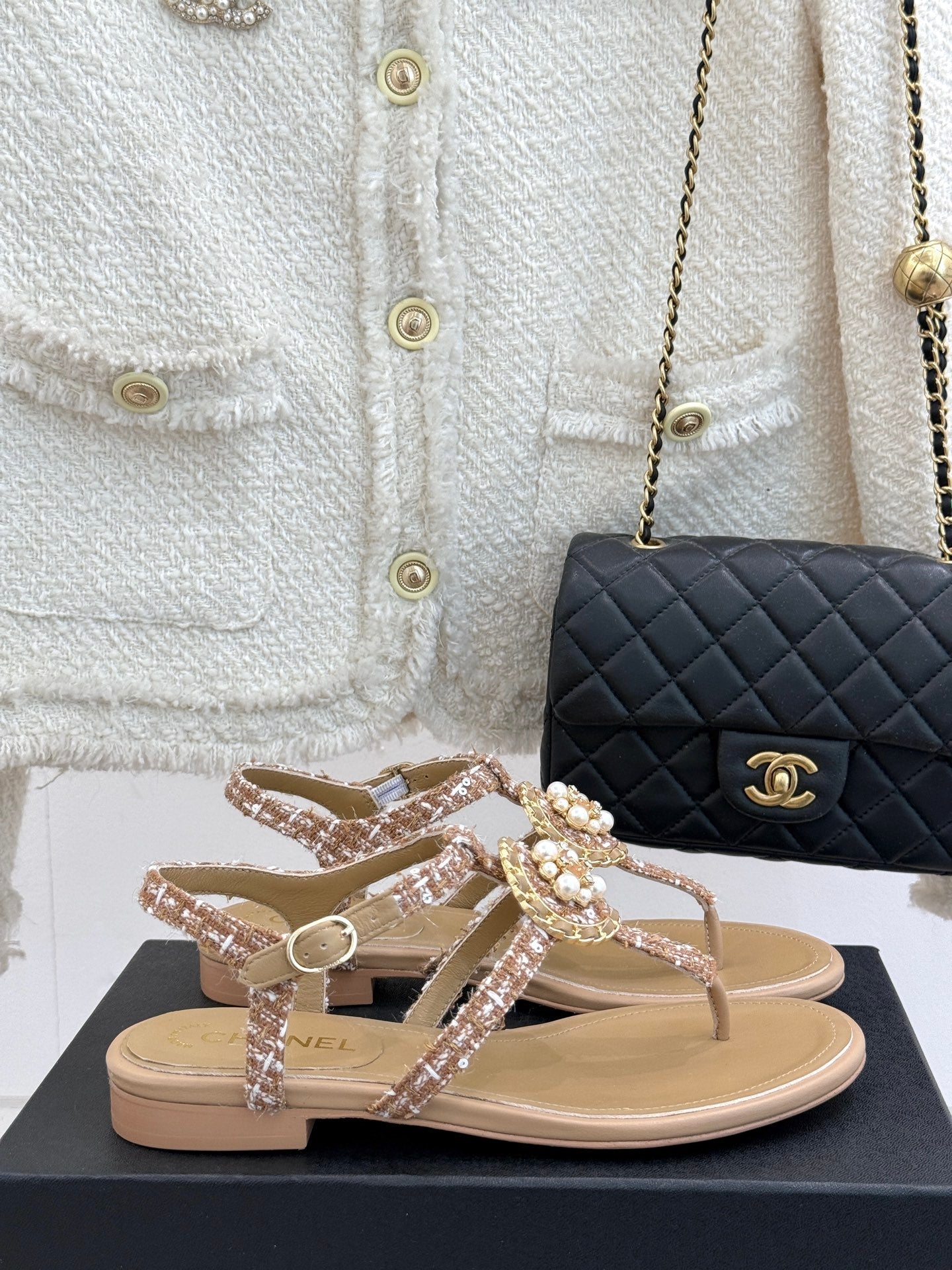 C 25 Pearl clip-on Pink, Brown, Black sandals