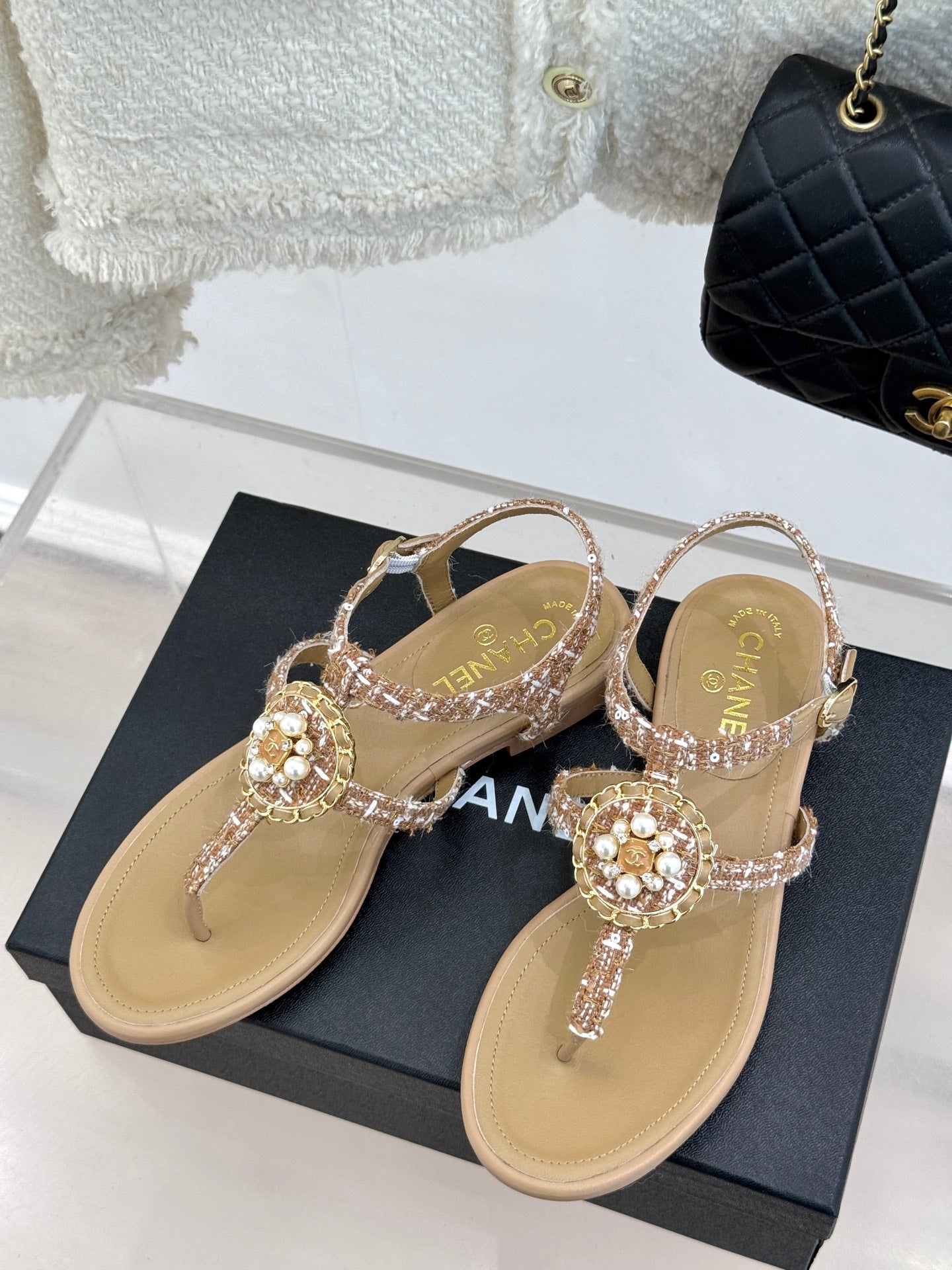 C 25 Pearl clip-on Pink, Brown, Black sandals