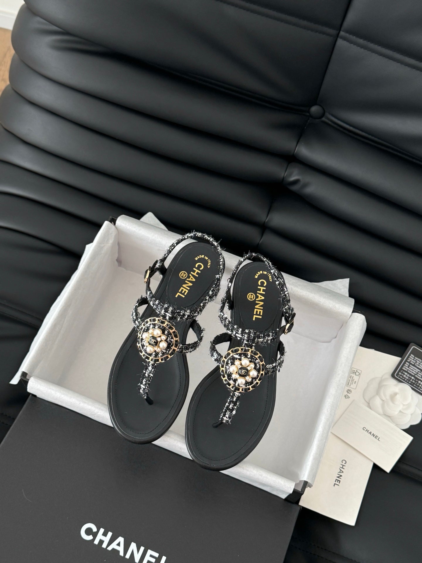 C 25 Pearl clip-on Pink, Brown, Black sandals