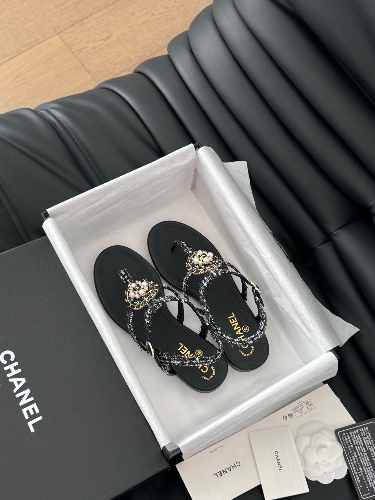 C 25 Pearl clip-on Pink, Brown, Black sandals