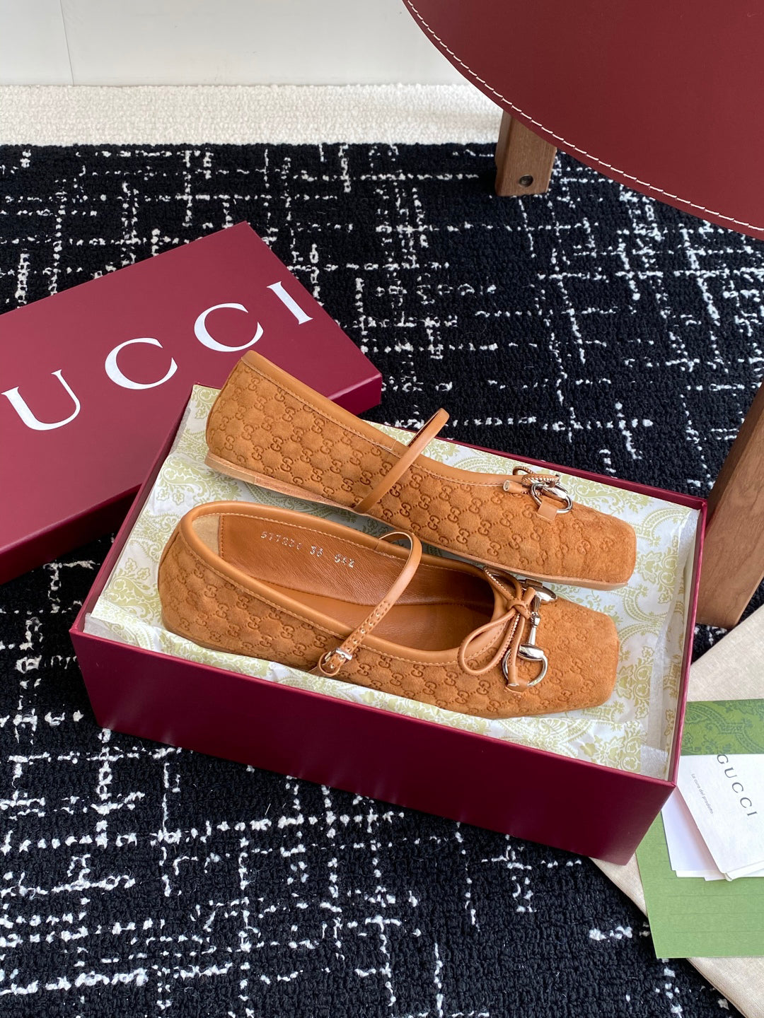 G 25 ballet shoe