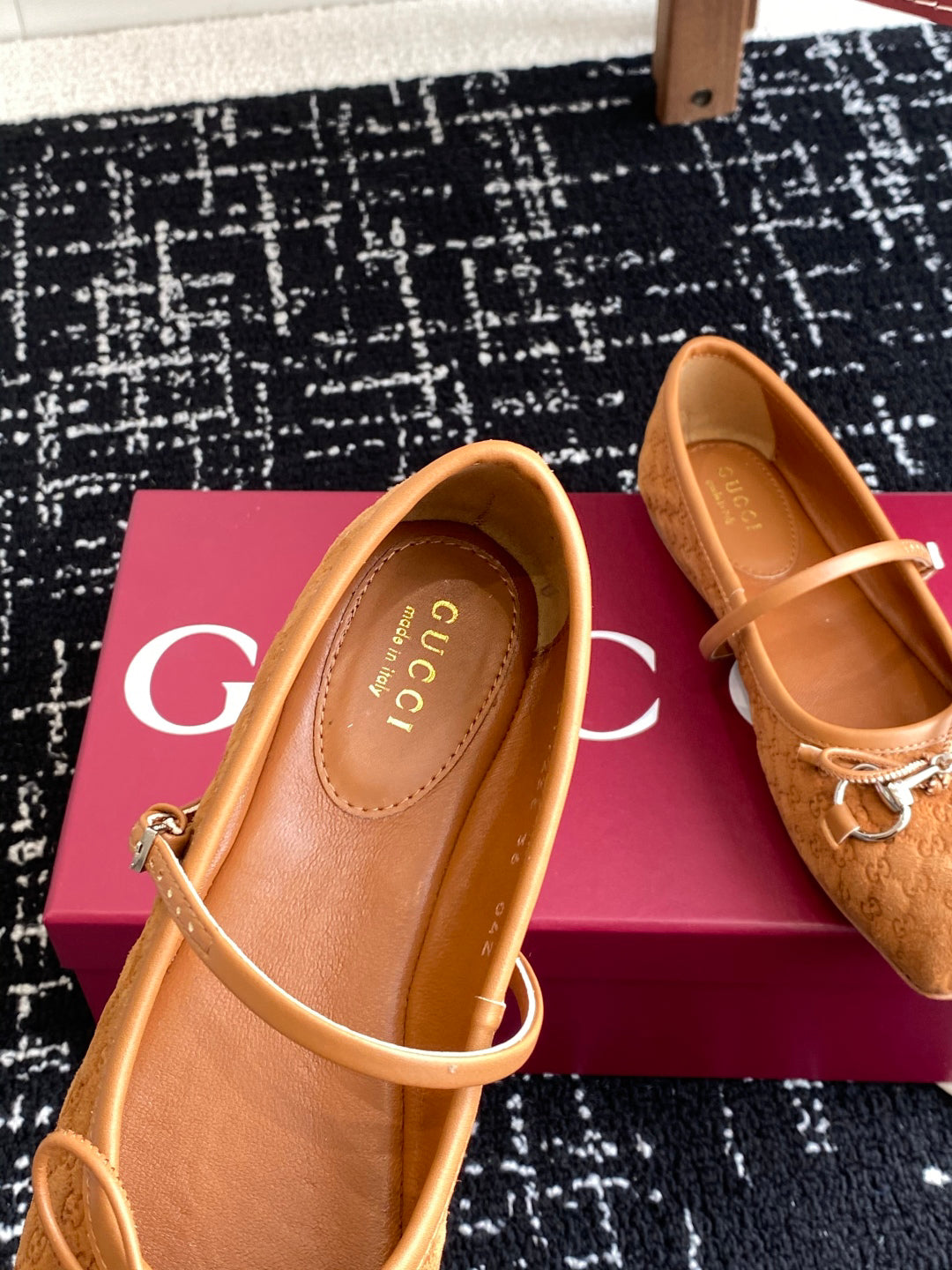 G 25 ballet shoe