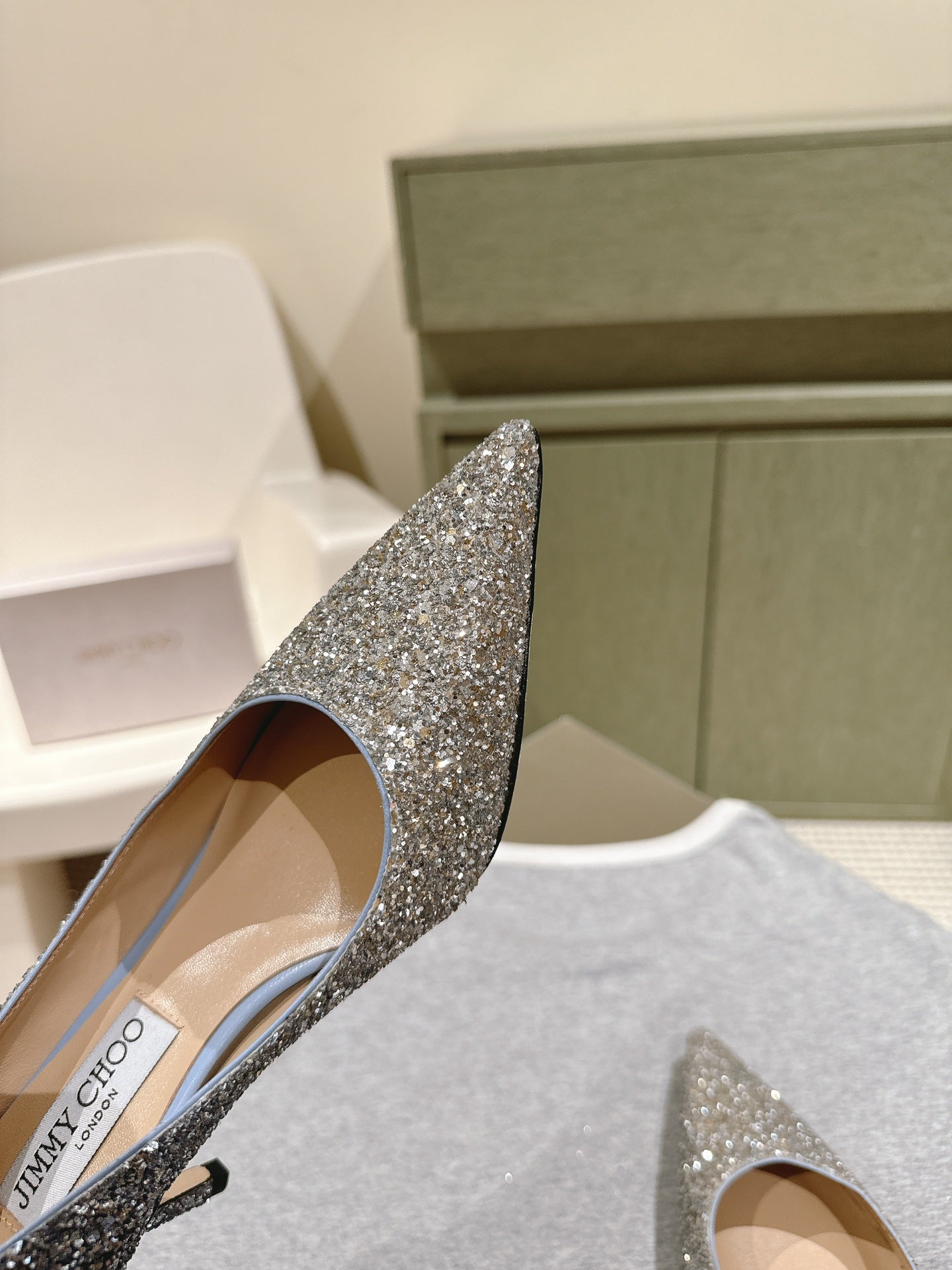 J patent leather high heels