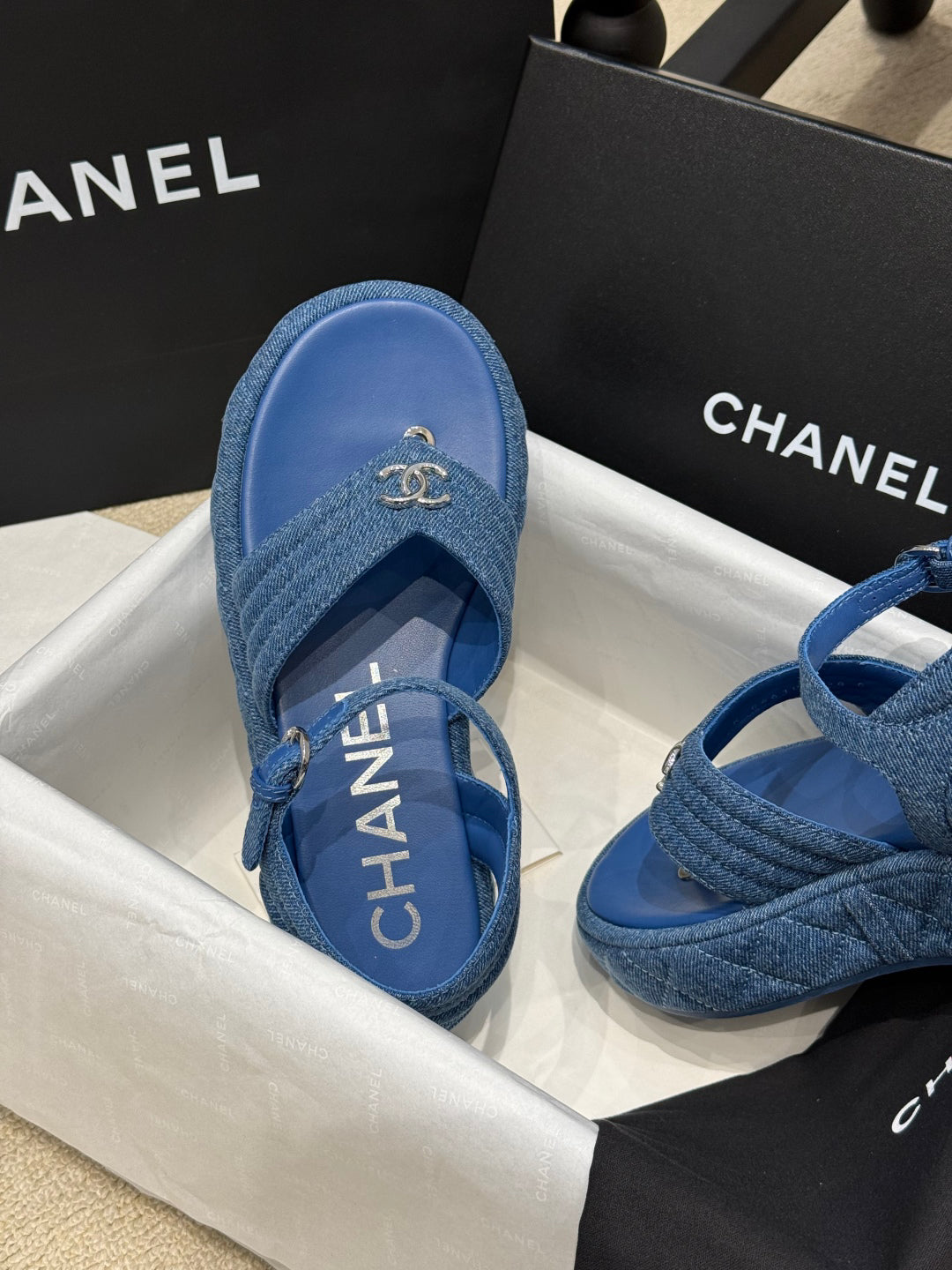 C 25 Vacation Collection Sandals