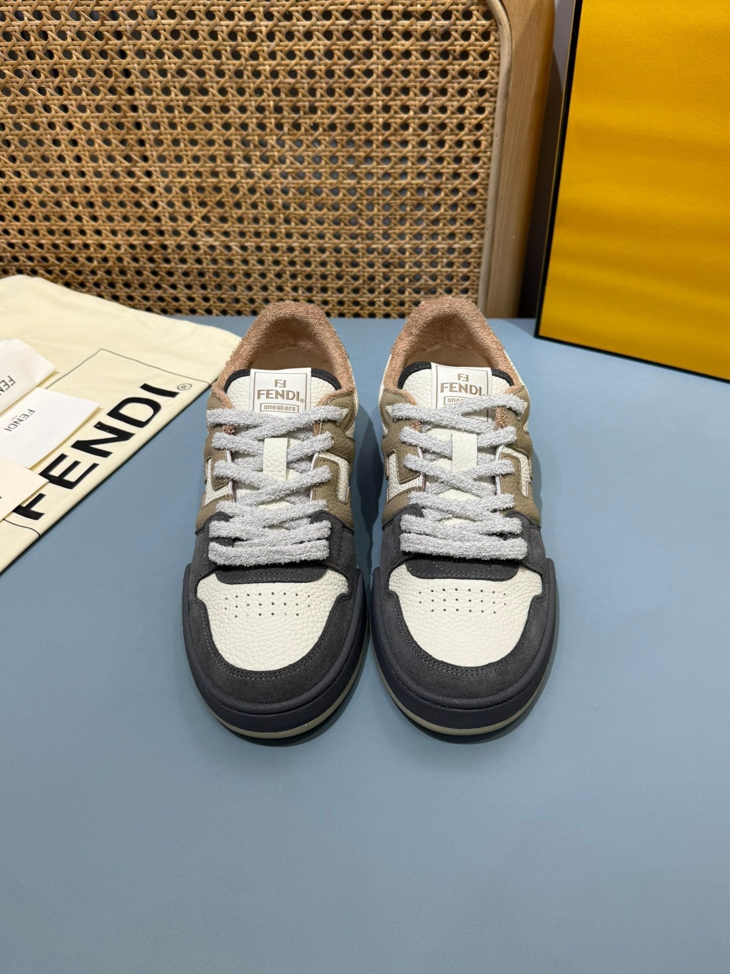 F MATCH Couple Sneakers