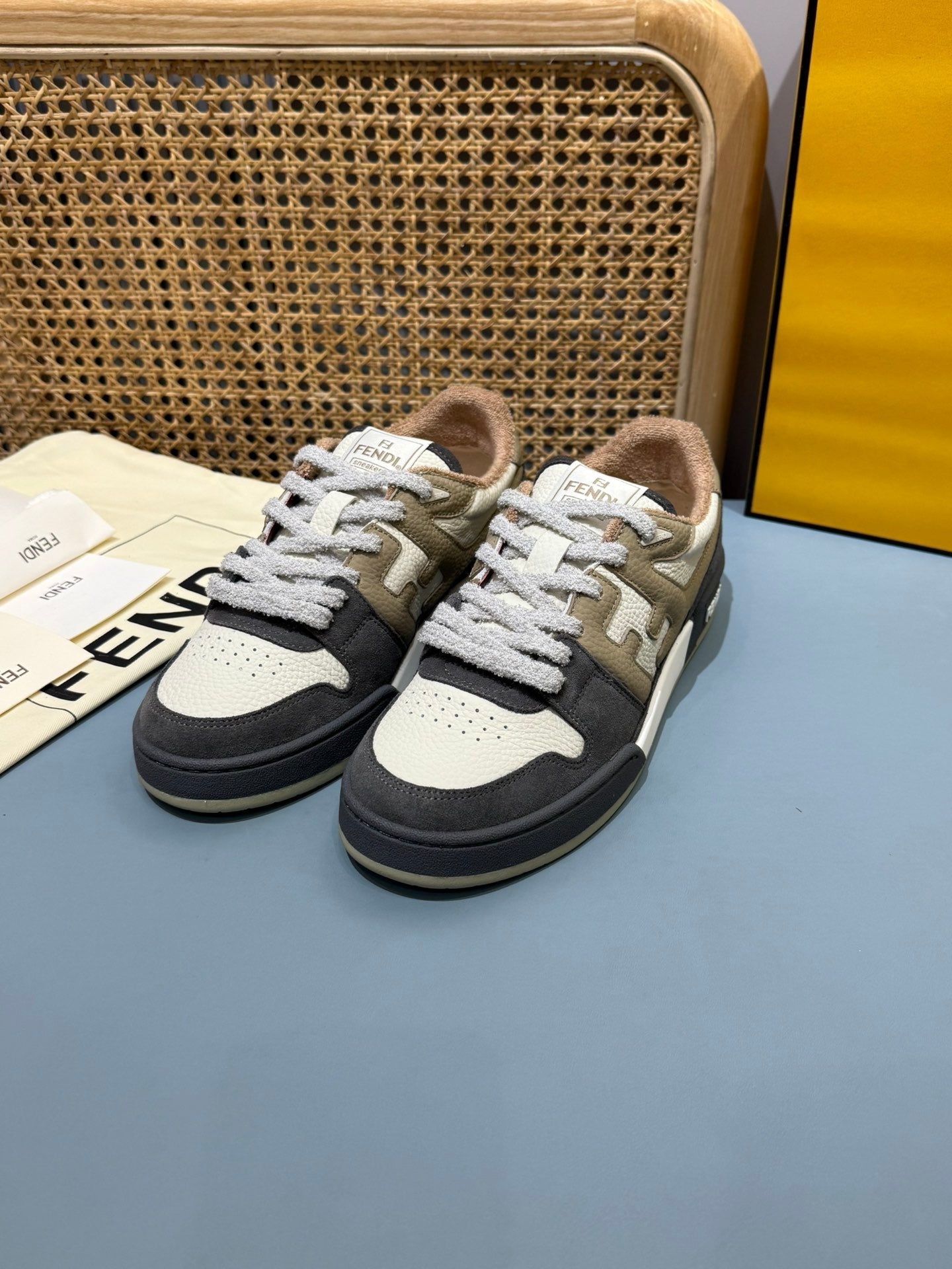 F MATCH Couple Sneakers