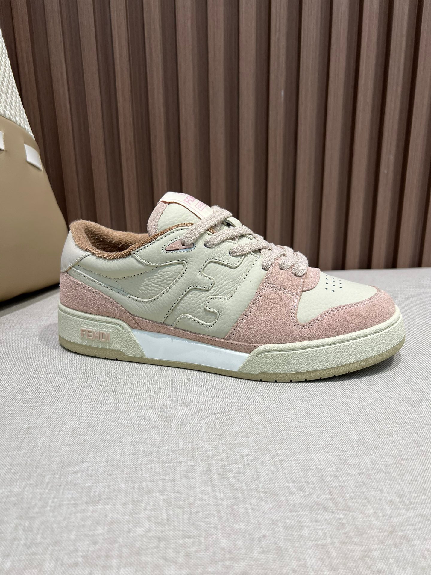 F MATCH Couple Sneakers